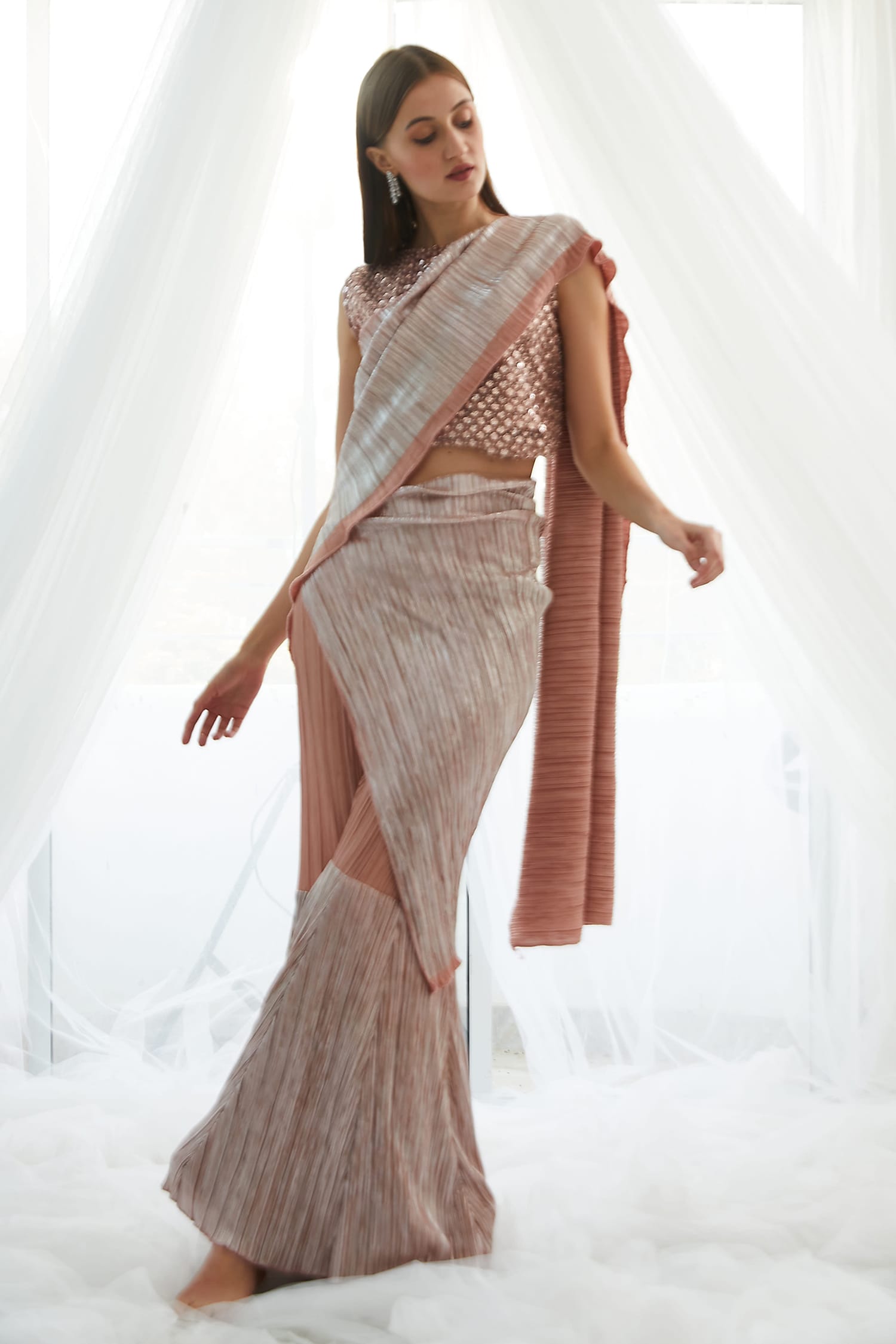 Buy Pleated PreDraped Sharara Saree Set by Tasuvure by Sonal Saraf at
