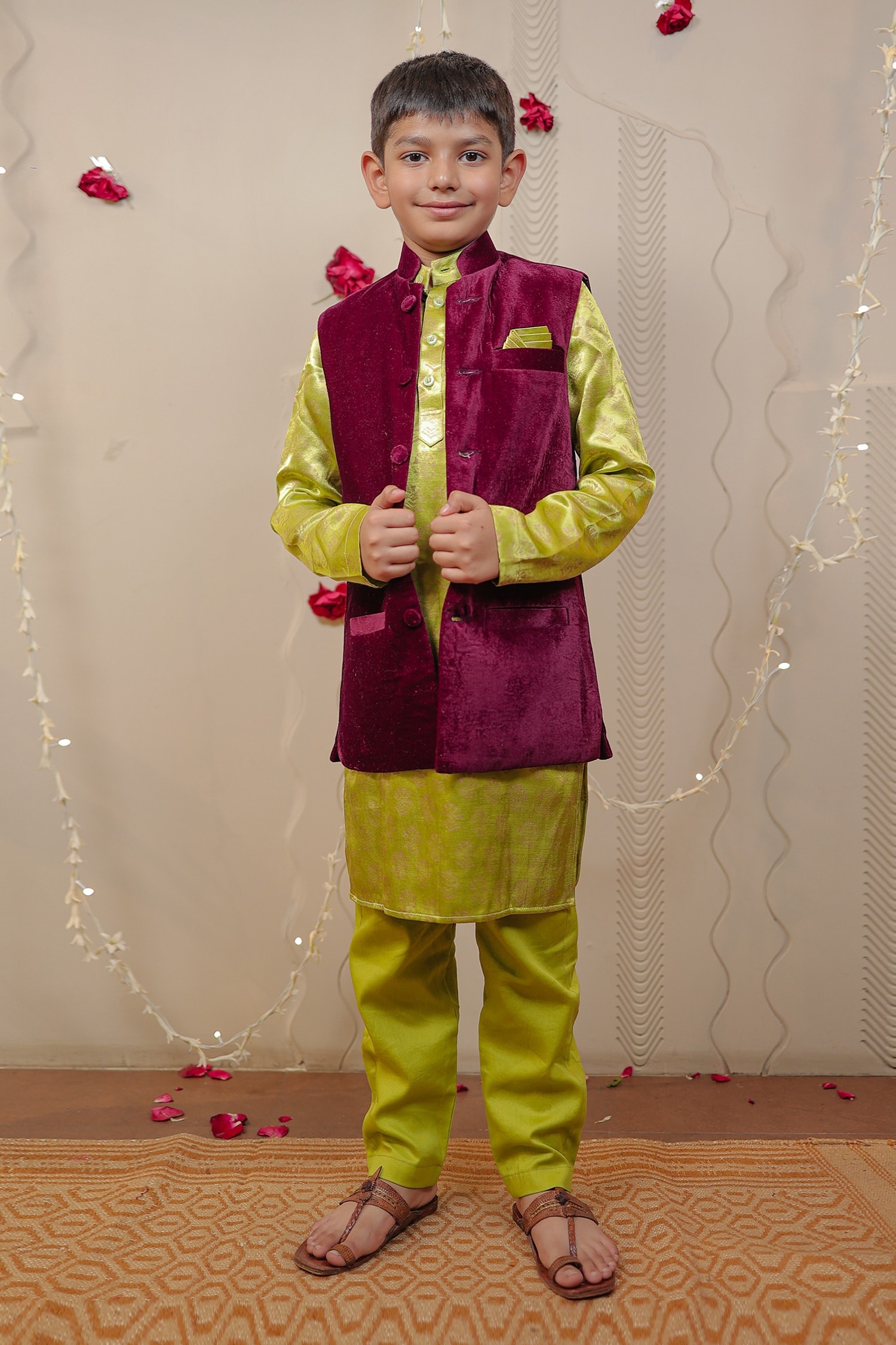 Velvet Bundi & Kurta Set 