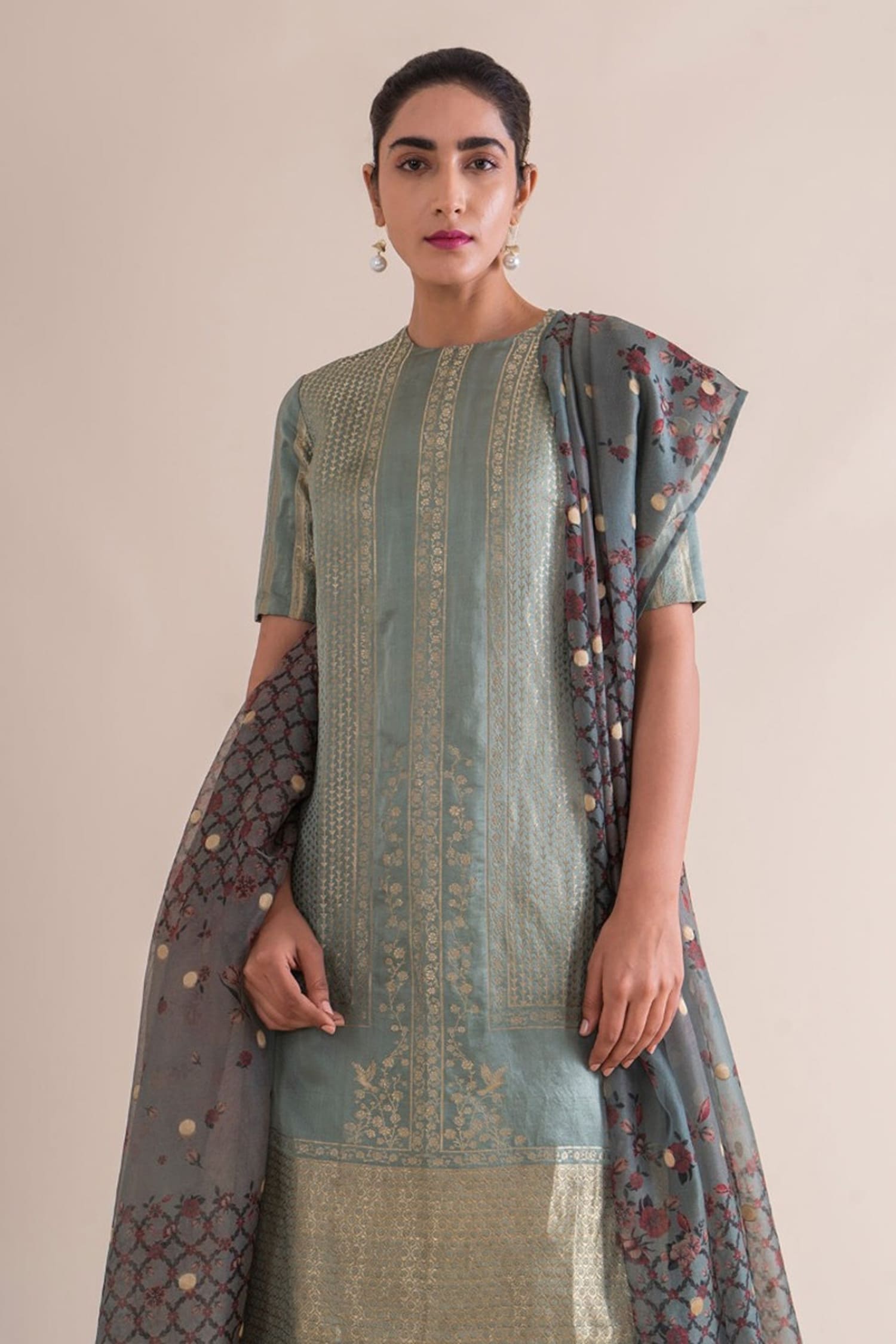 Buy Green Silk Round Handwoven Gharara Set For Women by Ekaya Online at ...