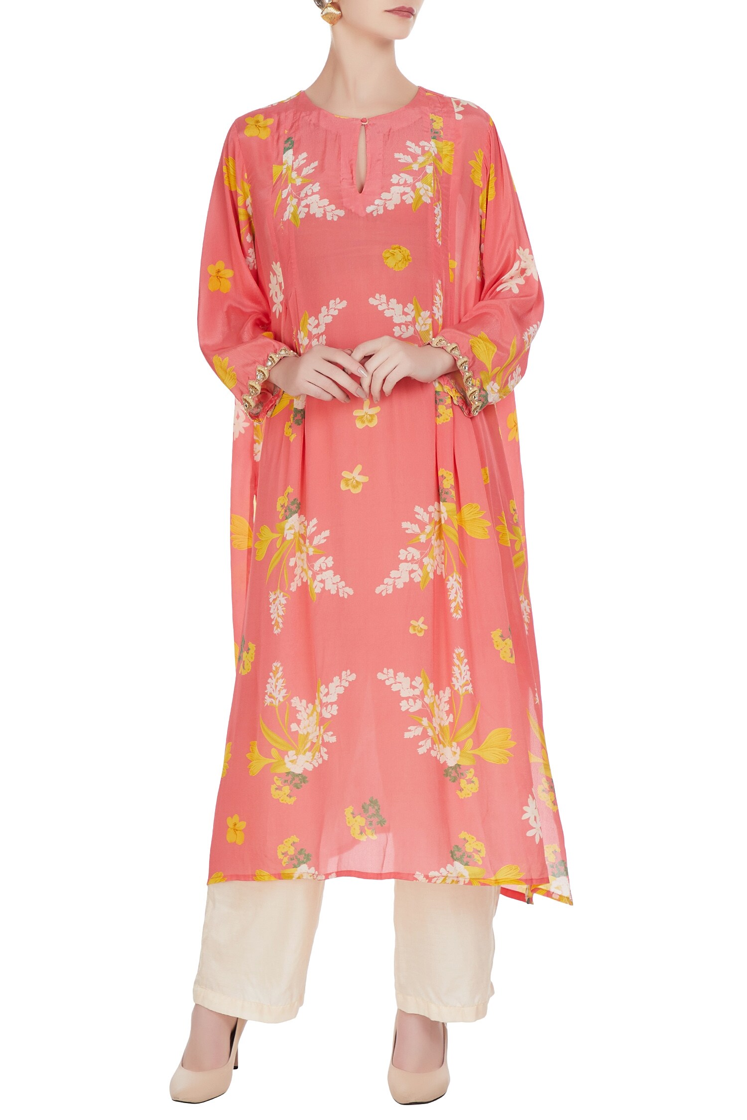 Buy Pink floral printed kurta with pants by Arpita Mehta at Aza Fashions