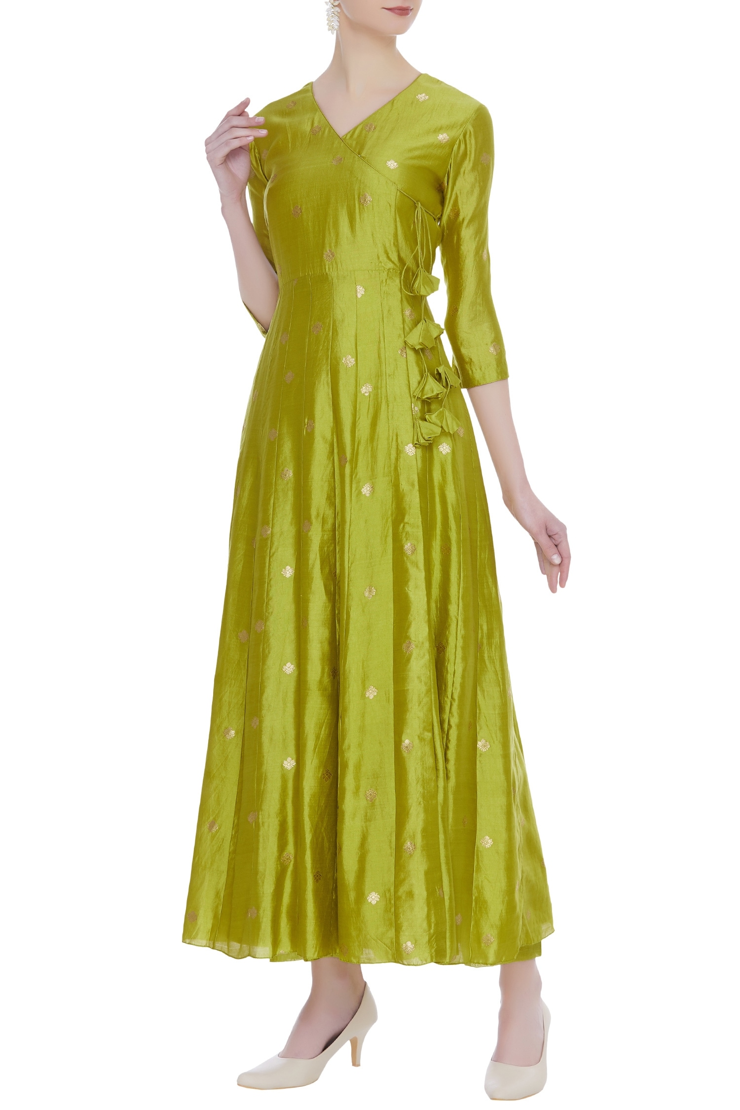 Buy Green Banarasi Silk Kurta With Pants For Women by Pinki Sinha