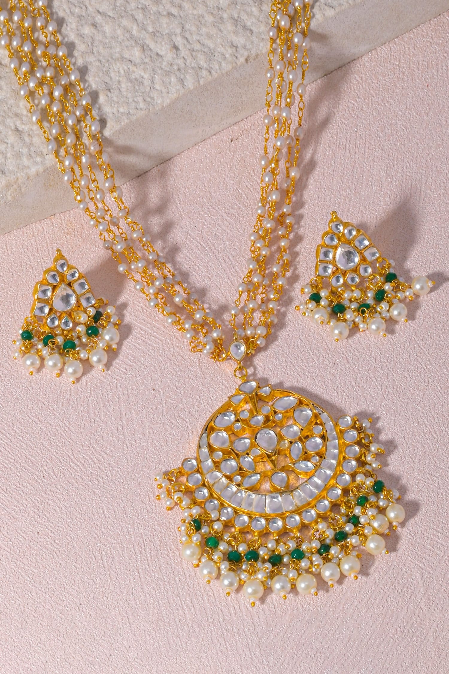 Kundan necklace set with green drops – NAMASYA