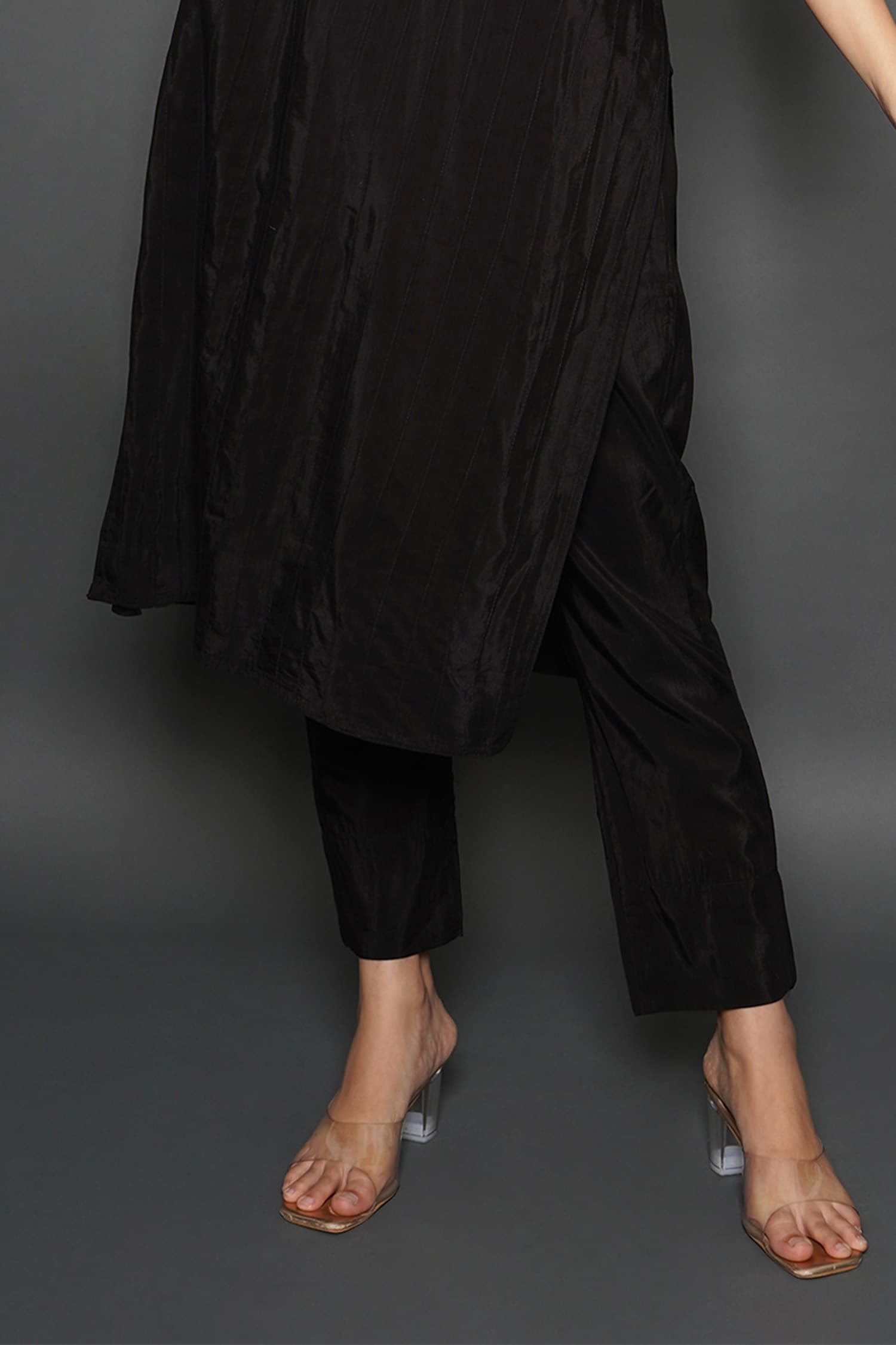 BLACK LINEN WRAP PANTS