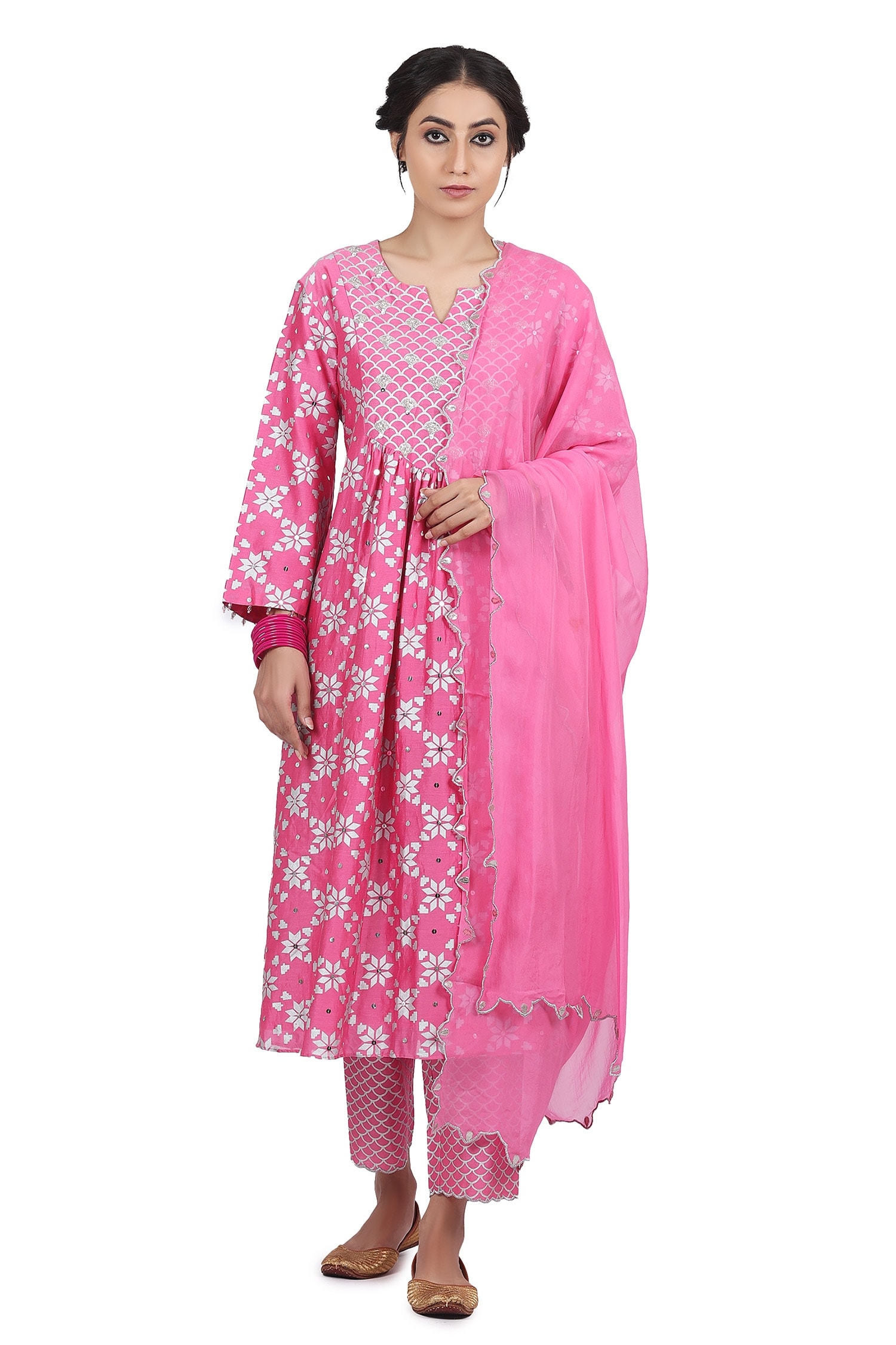 Buy Pink Chanderi Silk Printed Phulkari Notched Jugni Kurta Set For Women  by Seema Nanda Online at Aza Fashions.