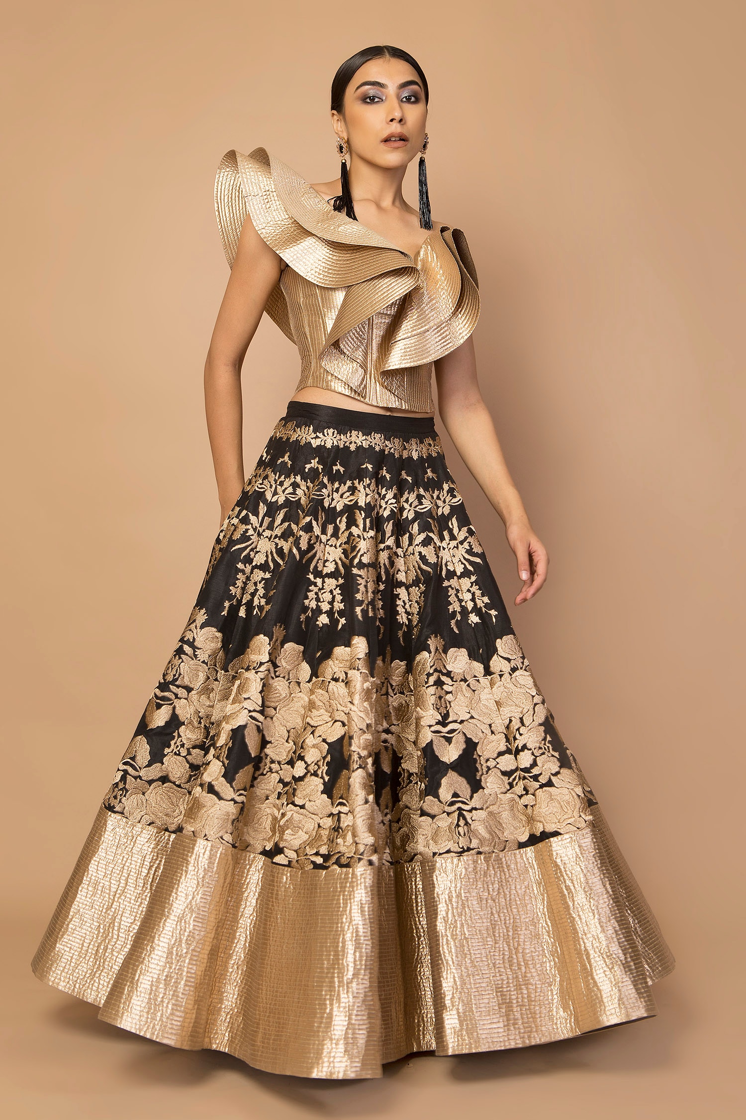 Black Gold Threads Brocade Indian Dress Lehenga Choli ,Indian Dresses |  Party wear indian dresses, Indian dresses, Black and gold lehenga