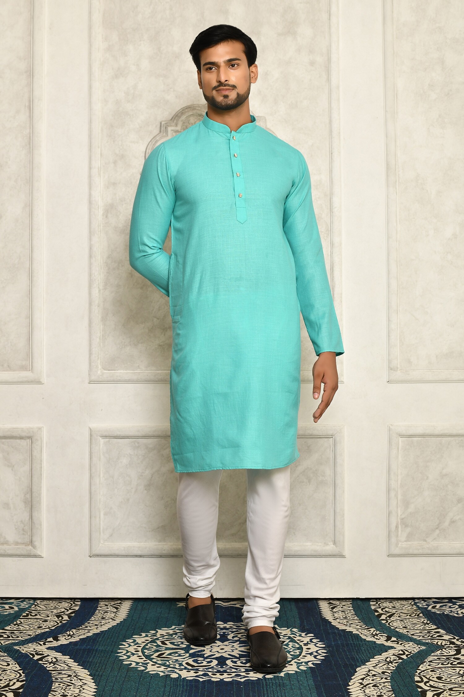Buy Green Cotton Plain Mandarin Collar Kurta Set For Men by Aryavir