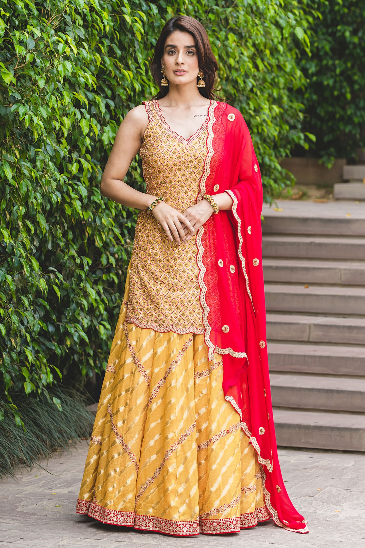 Mango Yellow & Grey Lehenga With Heavy Embroidery – Zari Banaras