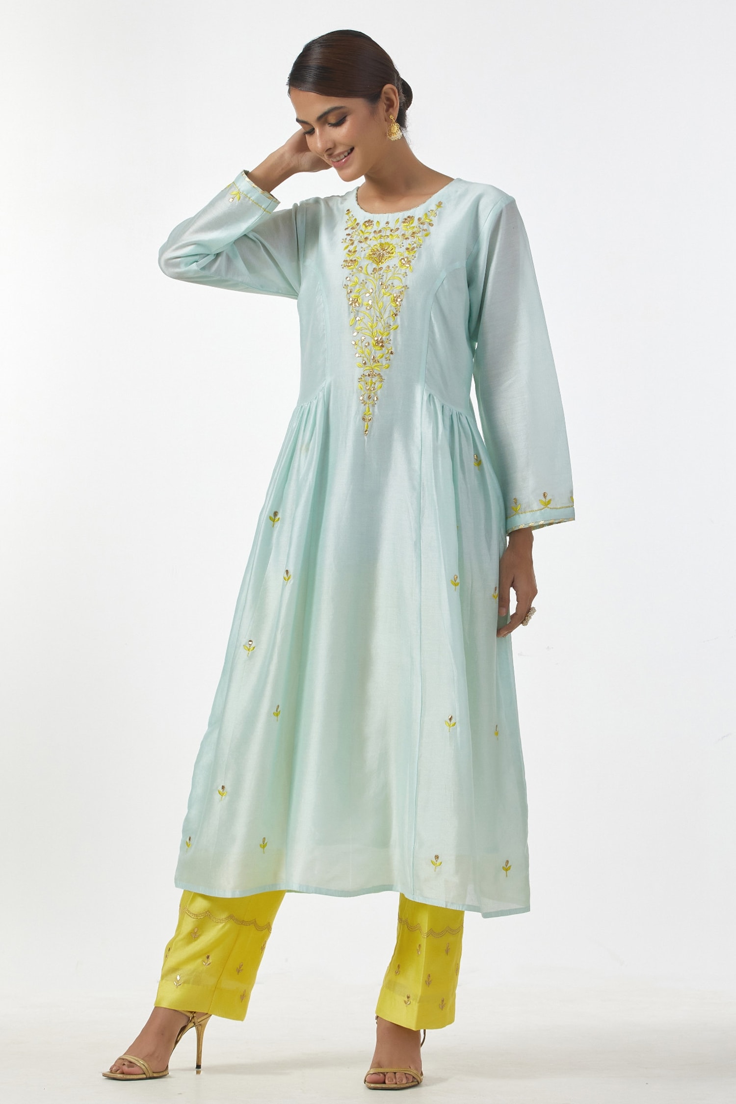 Buy Anantaa by Roohi Green Silk Chanderi Embroidered Kurta Online | Aza ...