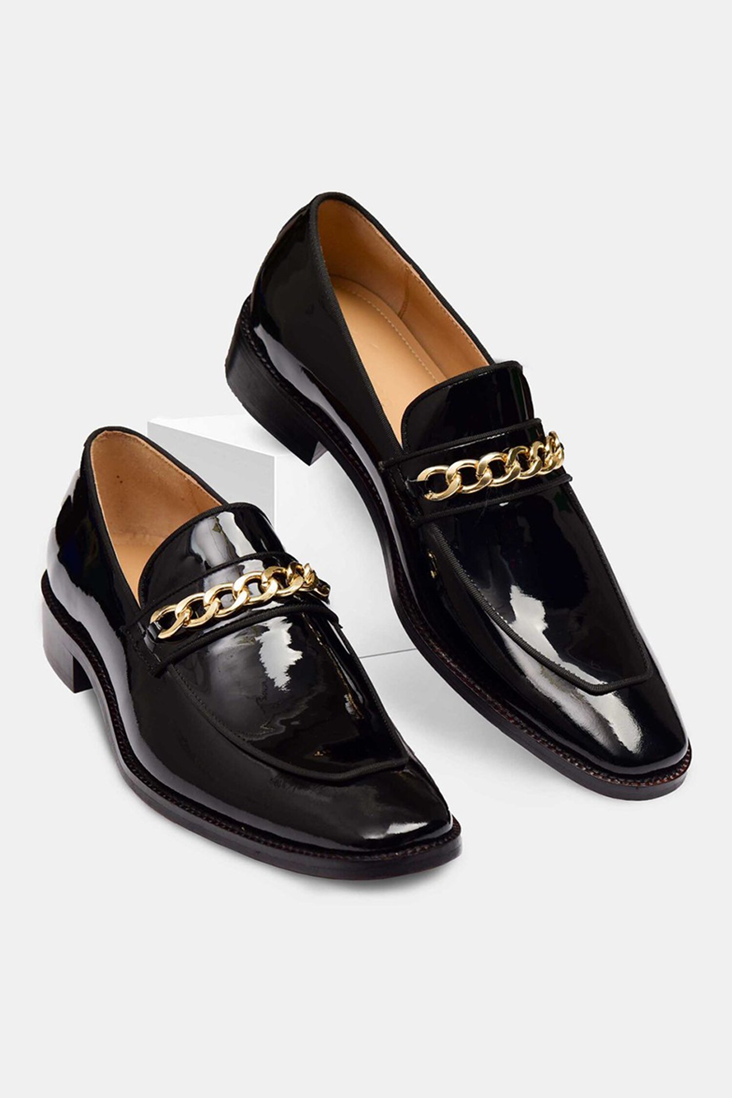 chain loafers