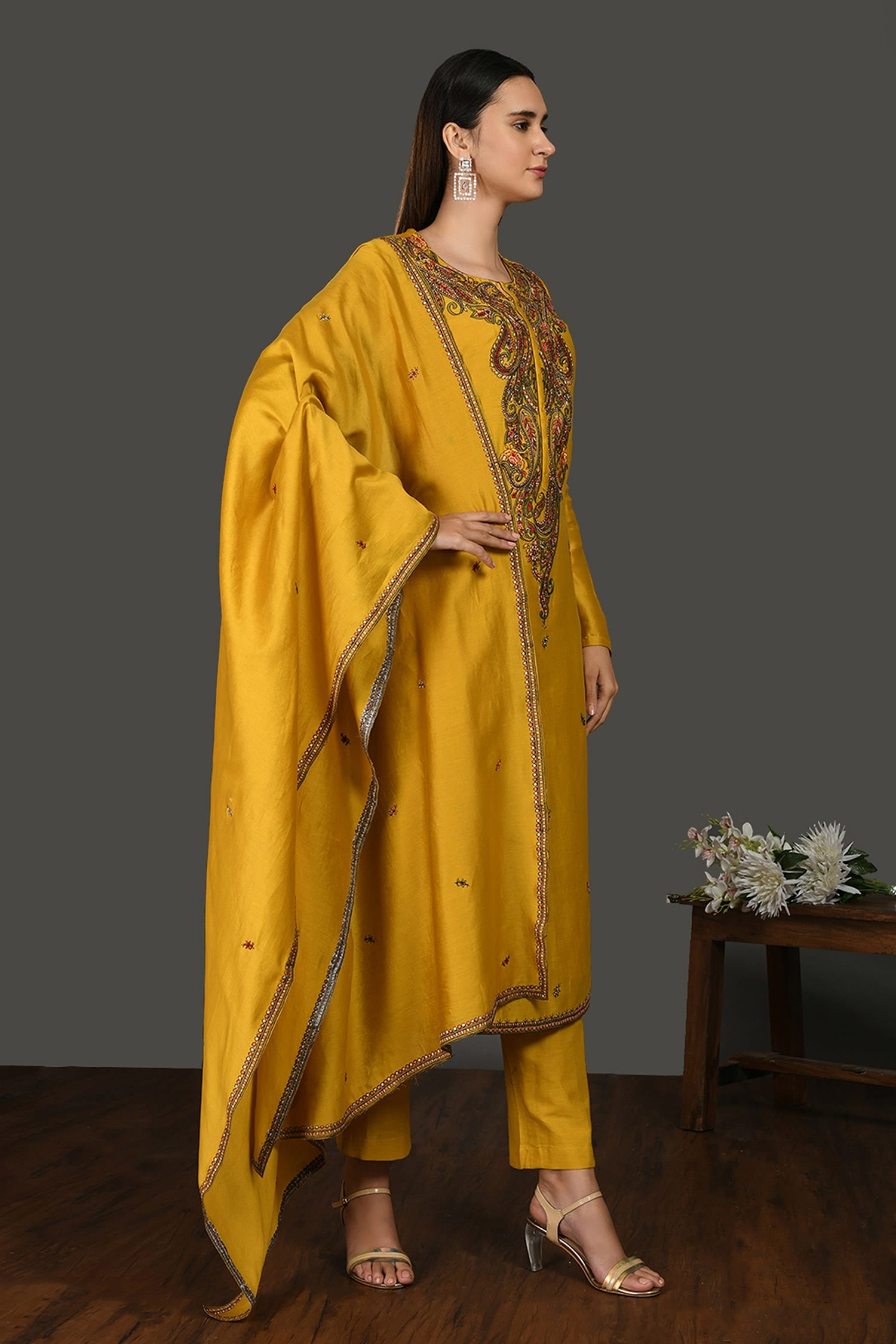 Buy Onaya Yellow Chanderi Embroidered Kurta Set Online | Aza Fashions