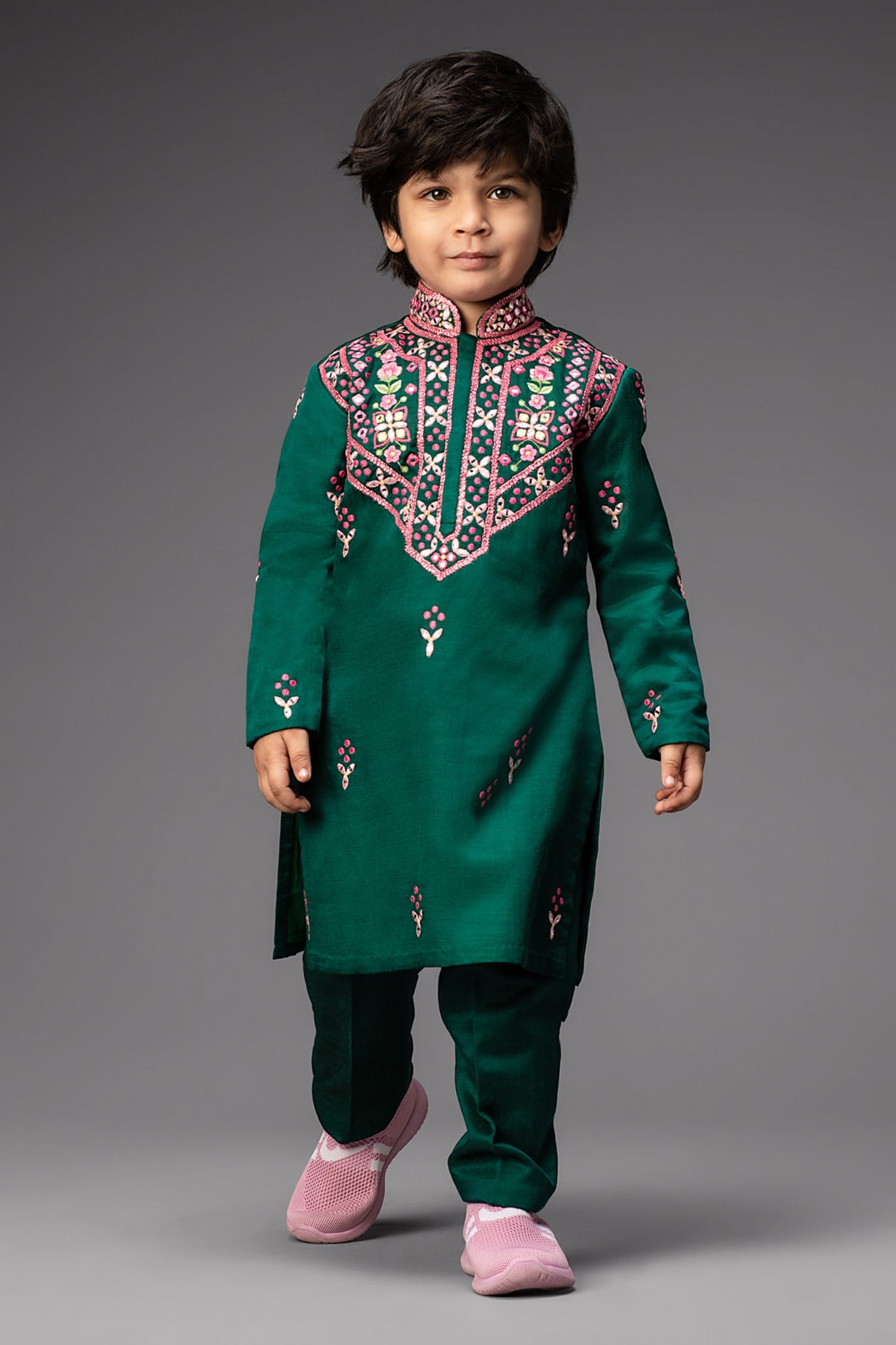 Buy Green Satin Linen Embroidered Floral Kurta Set For Boys by Neha