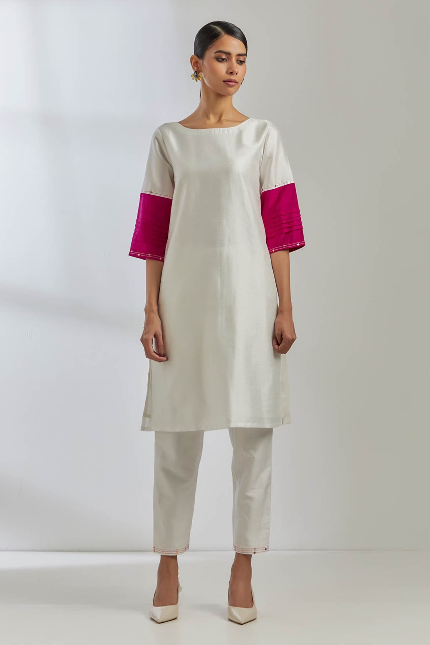 Bunaai Kurta Set  Buy Bunaai White Suit With Multicolored Dupatta Set of  3 Online  Nykaa Fashion