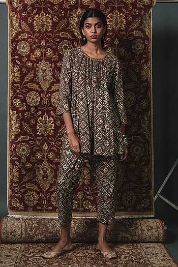 Women Multicolor Rayon Bandhani Printed & Embroidered Kurta with Pant and Dupatta set main image 1