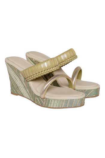 Kaira Gold Vegan Kohla Wedges
