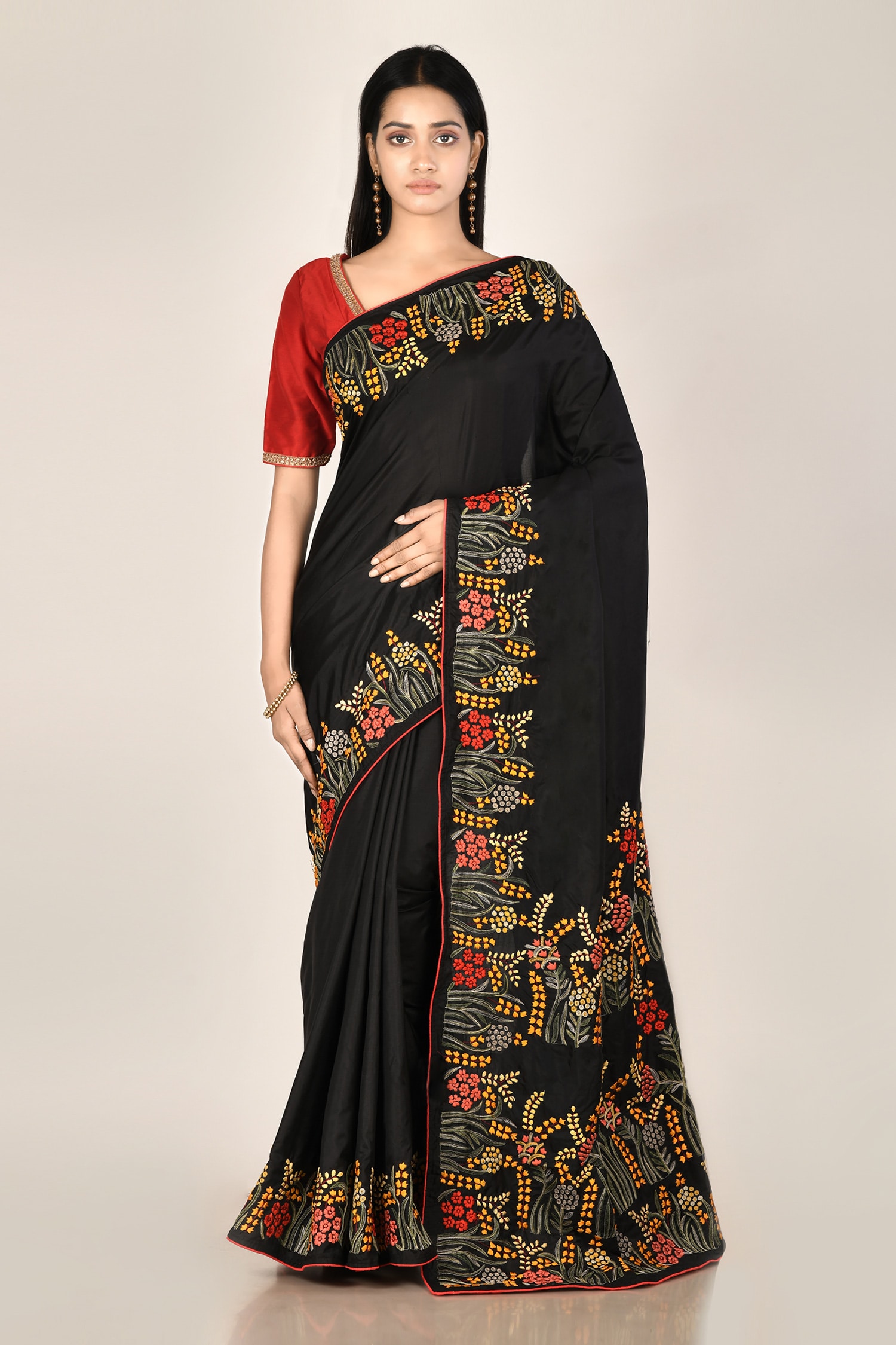 plain saree with kutch work blouse