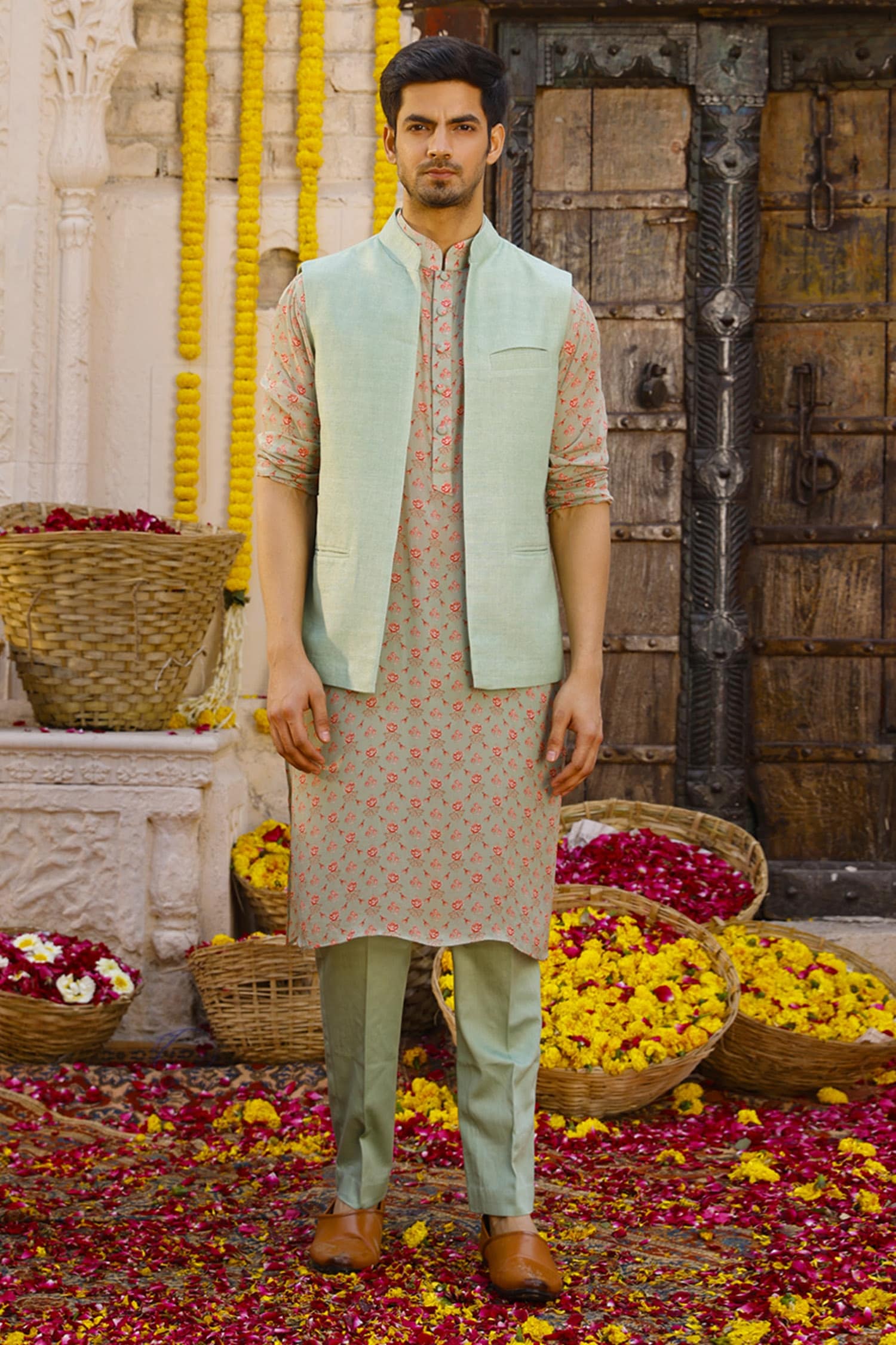 Buy Green Raw Silk Printed Floral Bundi And Kurta Set For Men by ...