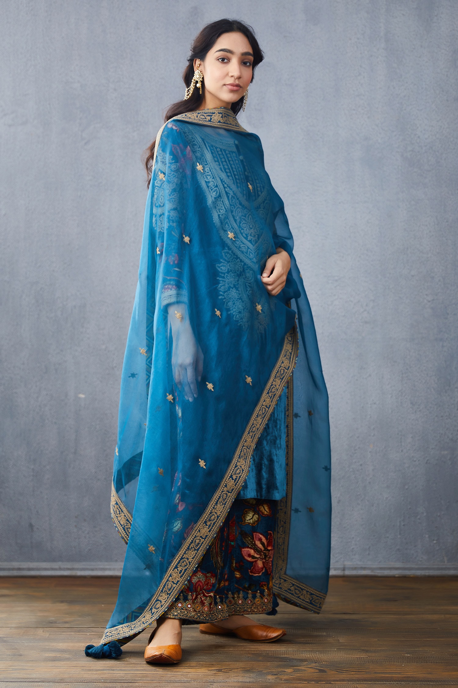 Buy Torani Blue Silk Velvet Neelam Makhmal Revaa Salwar Online | Aza ...