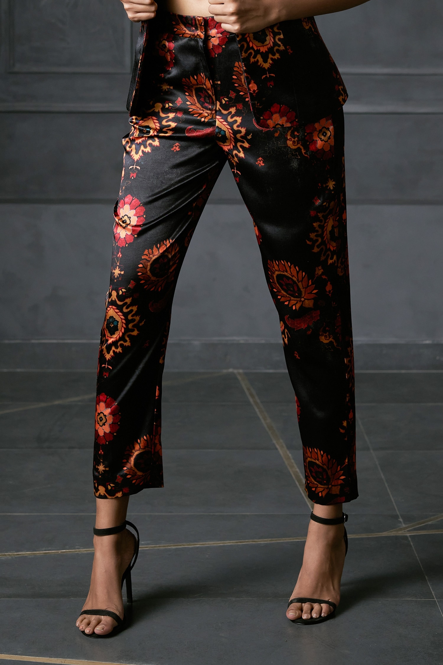 Red Cotton Slim Fit Embroidered Cigarette Trousers For Womens  Naari   3107521