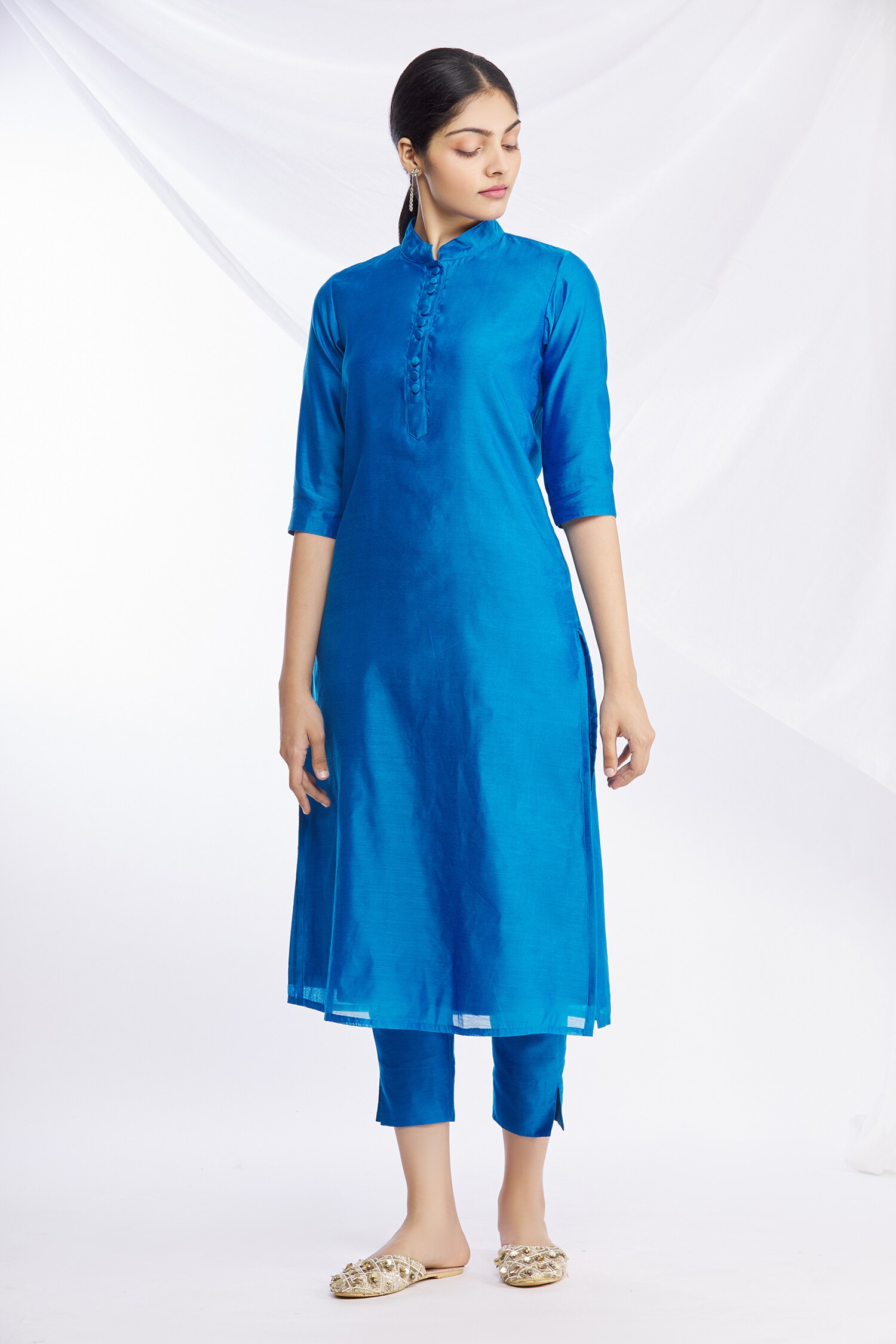 Buy Blue Silk Kurta And Pant Set For Women by Naintara Bajaj Online at