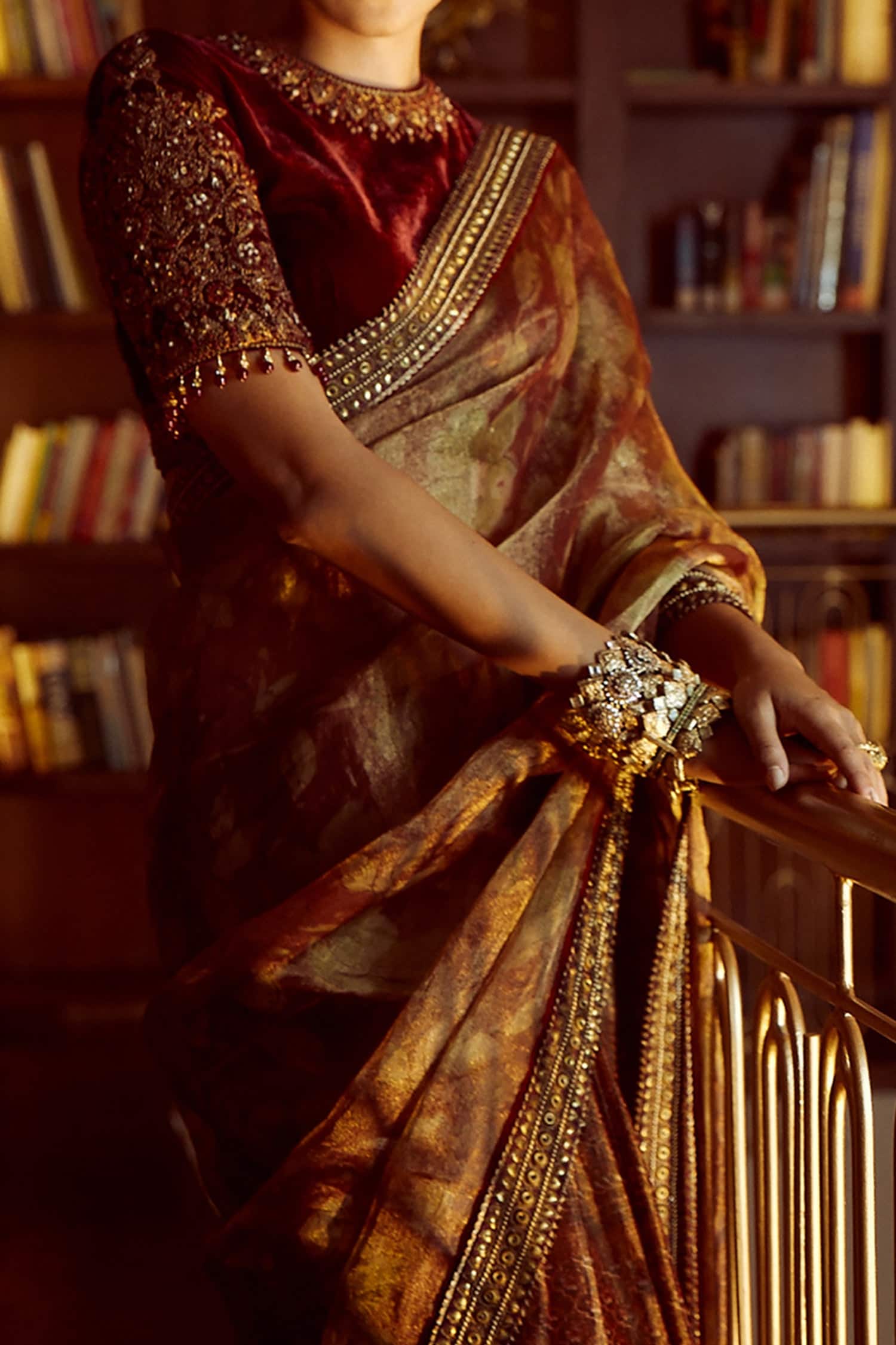 Tarun Tahiliani - Maroon Saree Tissue Printed Floral Round With Velvet  Blouse For Women