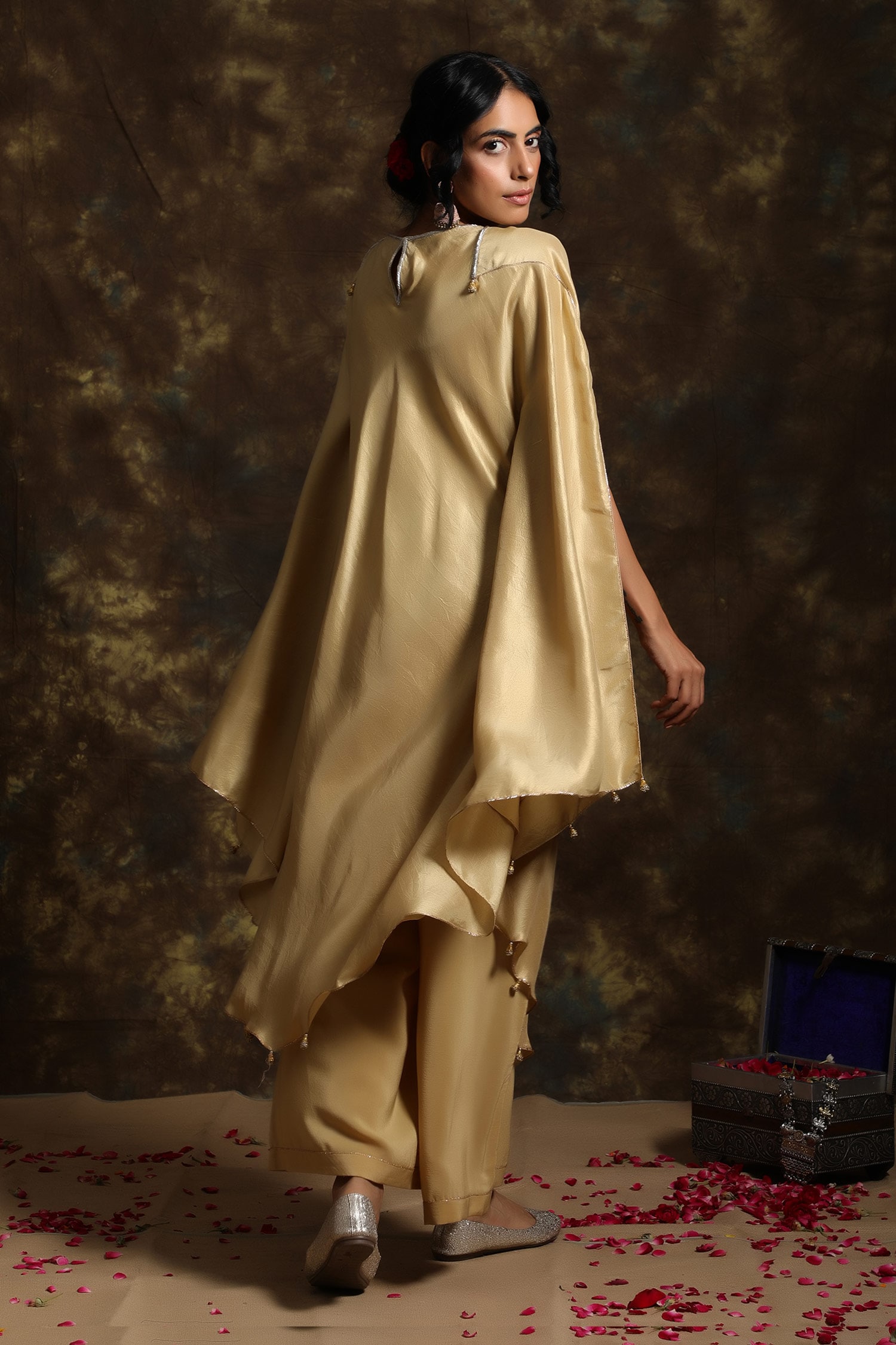 Buy Silk Kaftan Tunic & Palazzo Set by Kanika Sharma at Aza Fashions