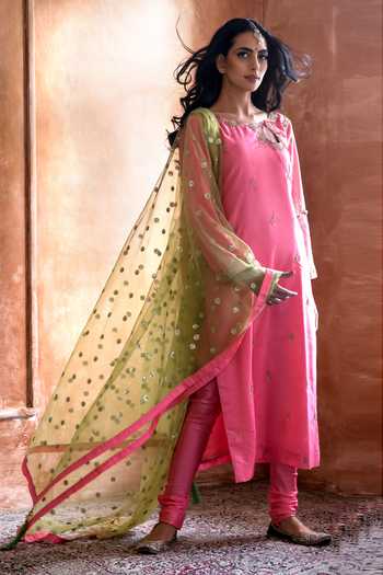 Sophisticated moonga silk kurta set