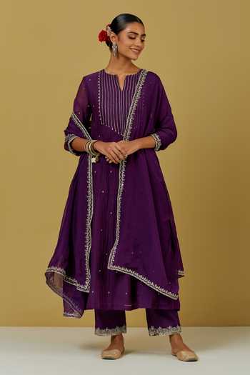 Women Purple Chanderi Kurta Set With Dupatta Embroidery Work