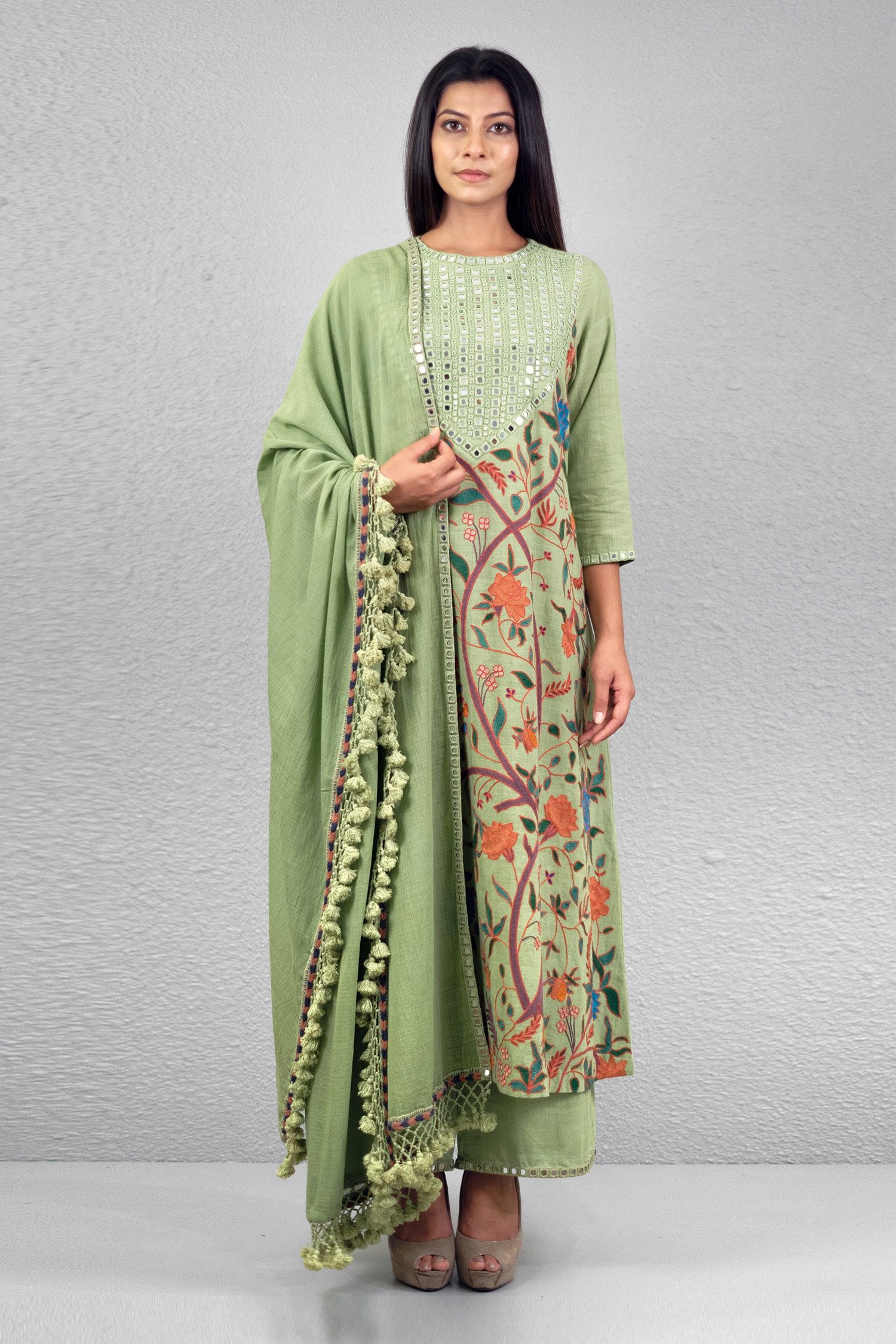 Buy Purvi Doshi Green Embroidered Handloom Kurta Palazzo Set Online ...