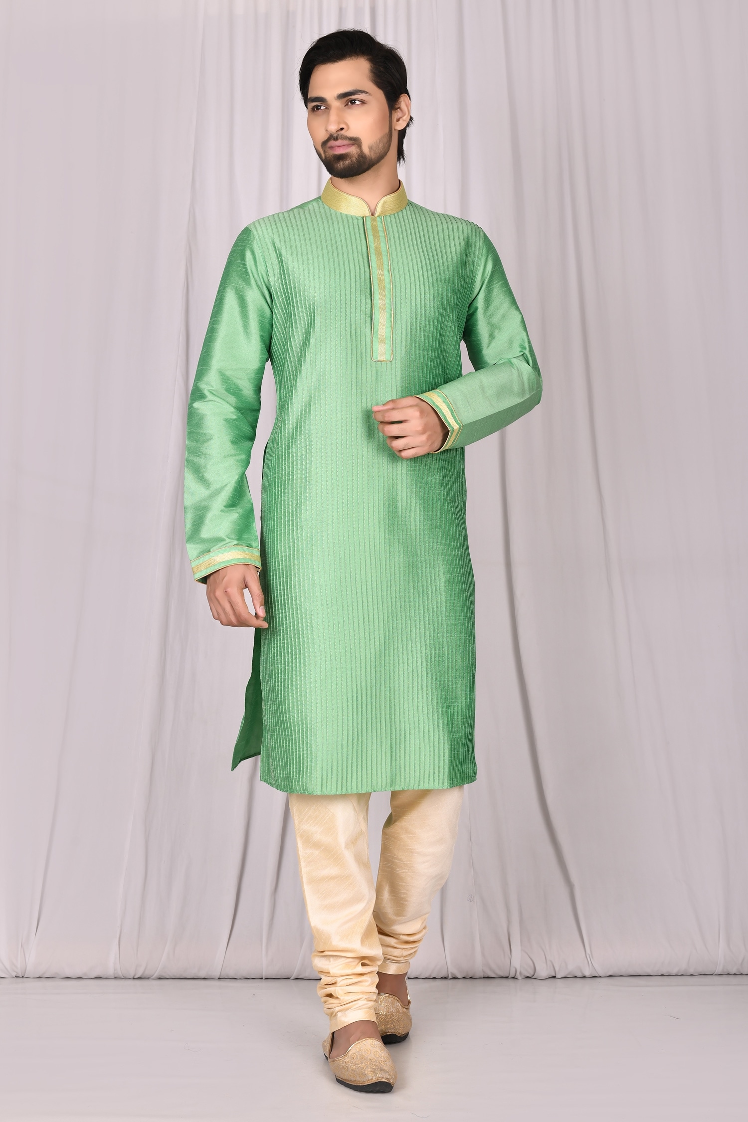 Buy Khwaab by Sanjana Lakhani Green Dupion Pintuck Kurta Set Online ...