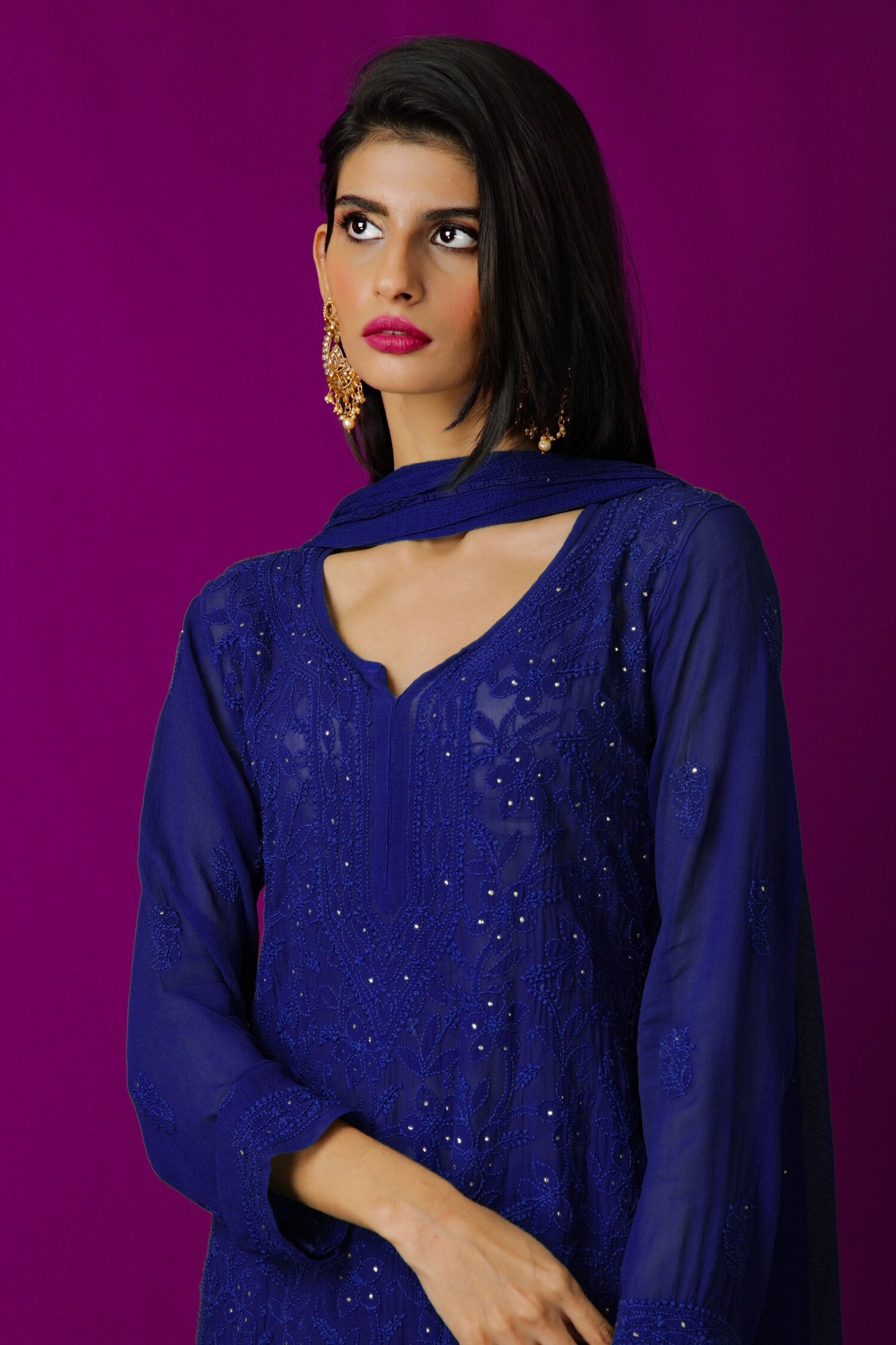 Buy Blue Georgette Hand Embroidery Mukaish Notched Chikankari Kurta For  Women by LABEL AISHWARYRIKA Online at Aza Fashions.