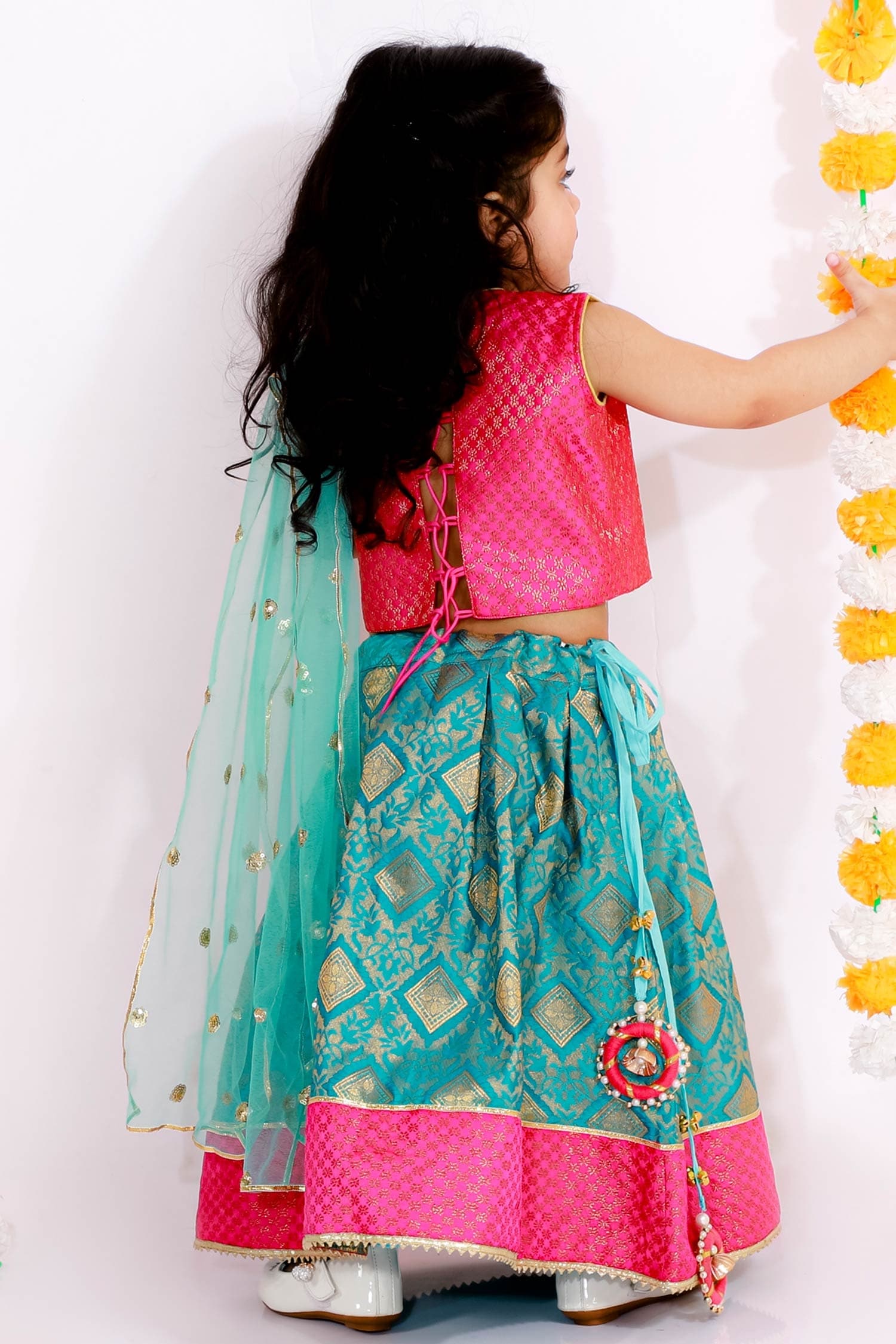 Buy Yellow Off White Lehenga Choli Set by PSPEACHES at Ogaan Market Online  Shopping Site