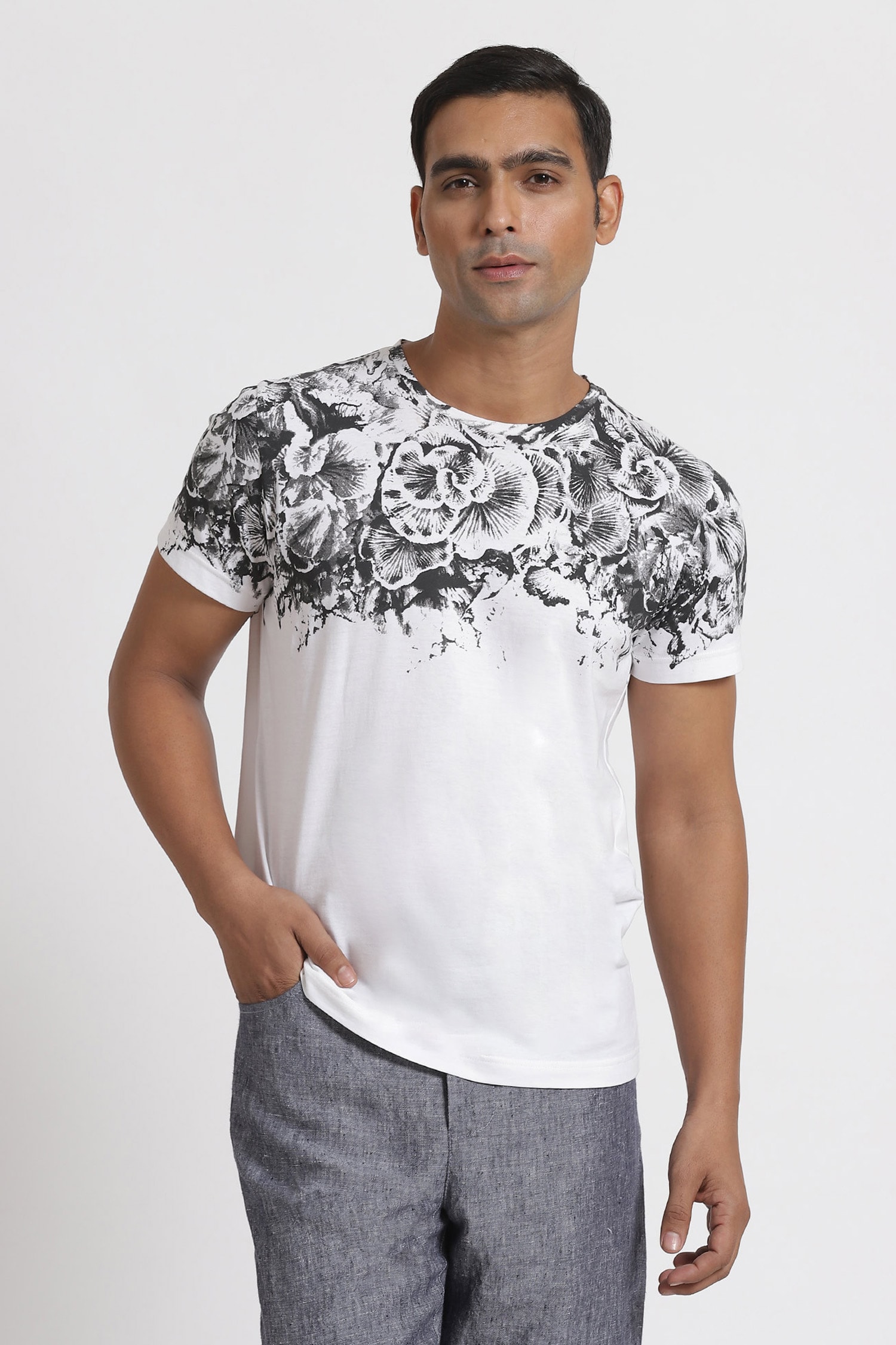 Buy Genes Lecoanet Hemant White Cotton Jersey Canthar Floral Print T ...