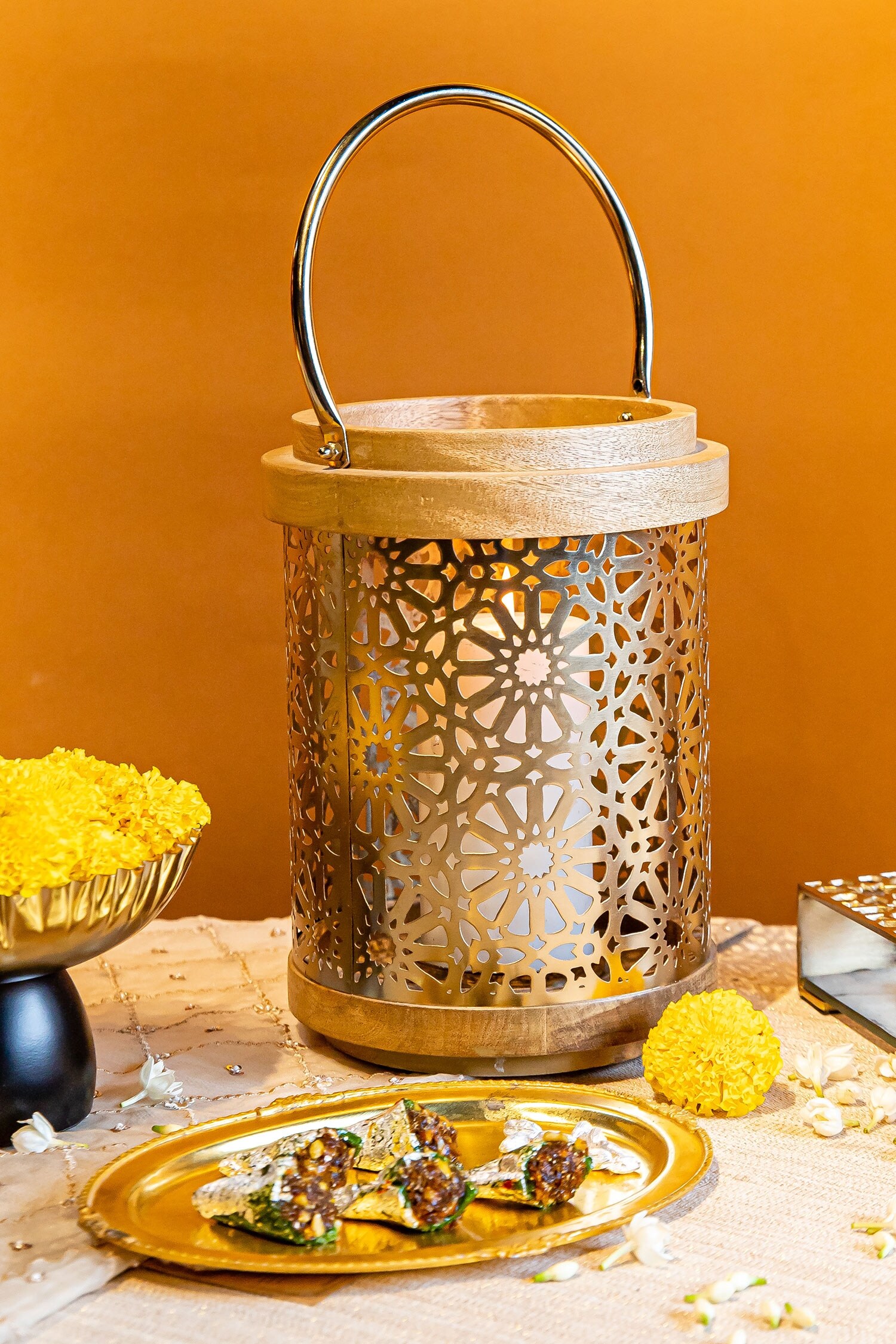 Buy Logam Mirab Hurricane Candle Holder Online Aza Fashions