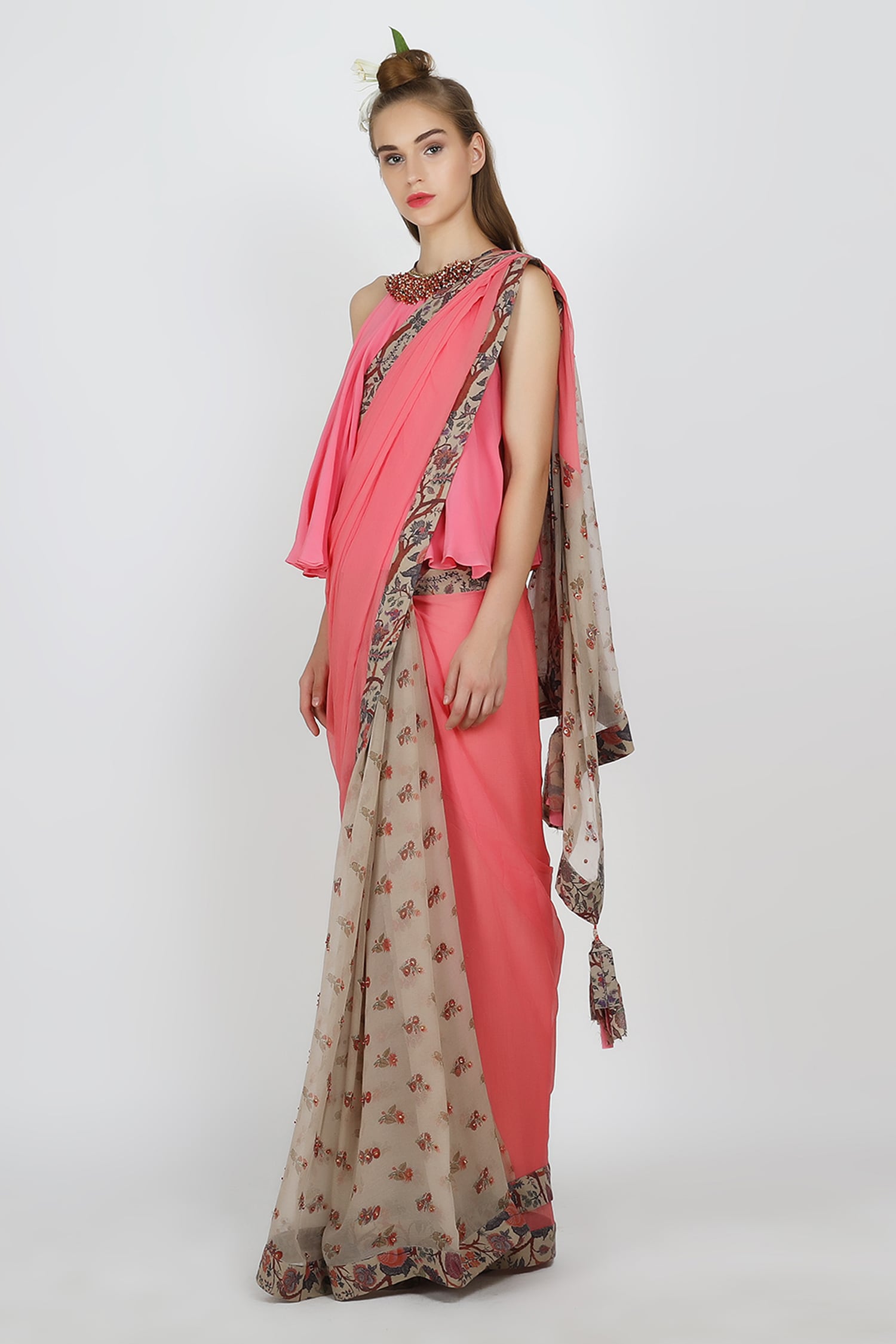 Nikasha Pink Crepe Round Printed Saree With Blouse For Women
