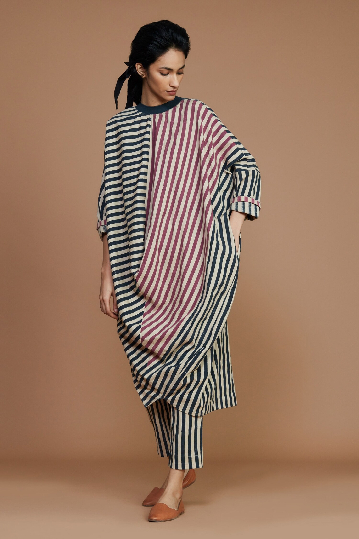 Mati White 100% Cotton Printed Stripes Round Tunic Dress And Pant Set For Women