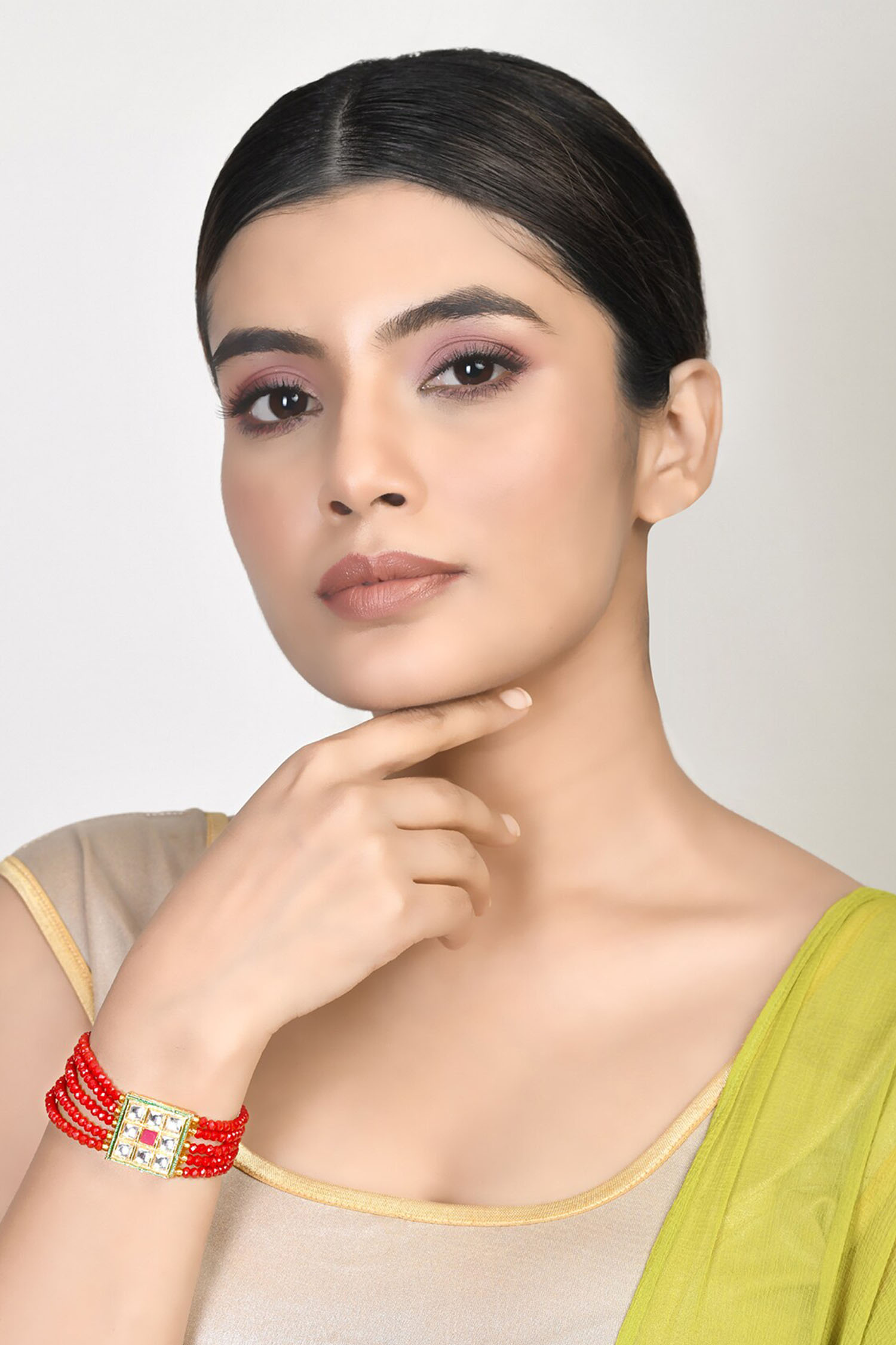 Buy Gold Plated Stone Bead Geometric Pendant Bracelet by Nayaab by