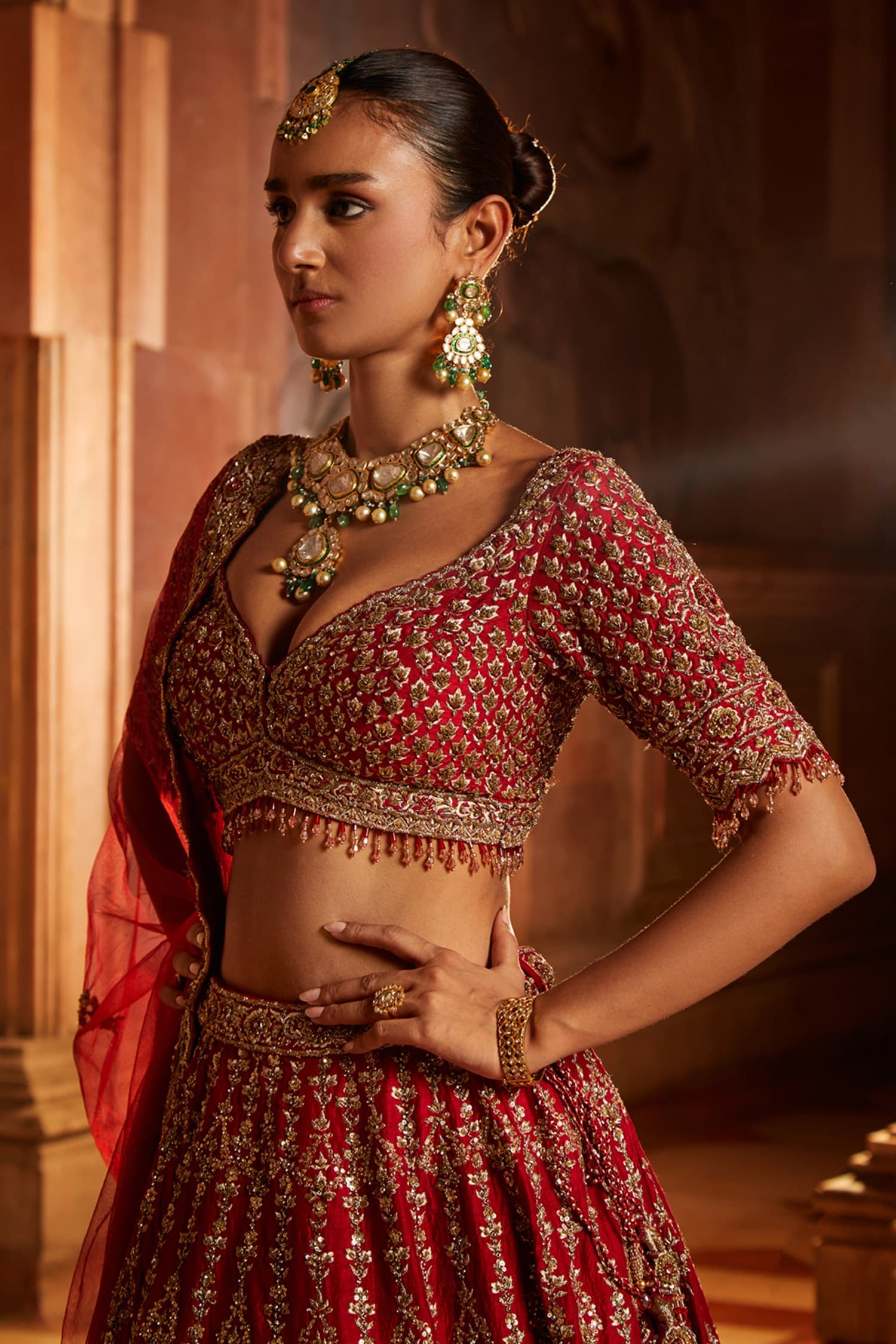 WATERMELON PINK HEAVY EMBROIDERED DESIGNER BRIDAL LEHENGA –  zarikaariindia.com