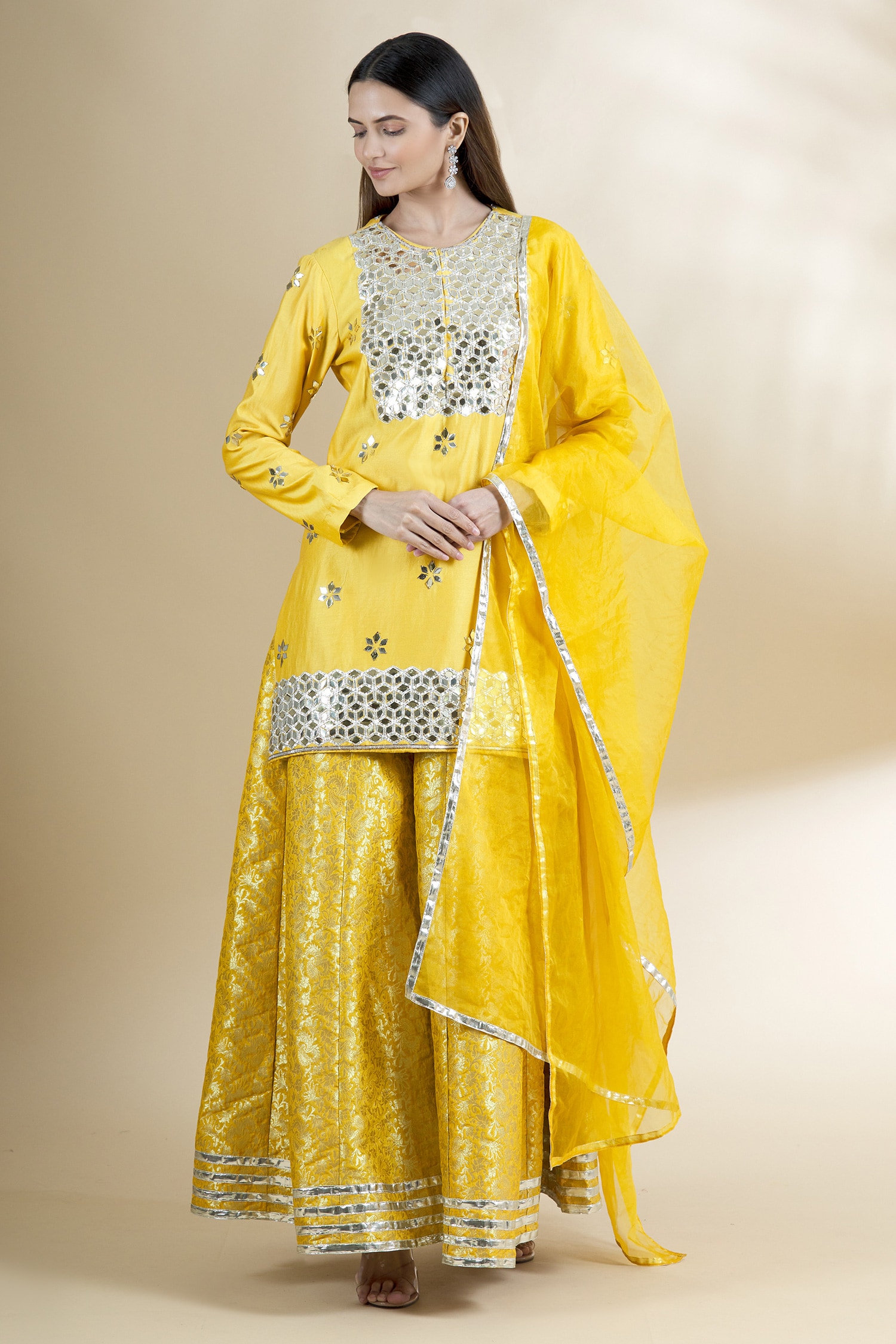 long kurti aur gharara