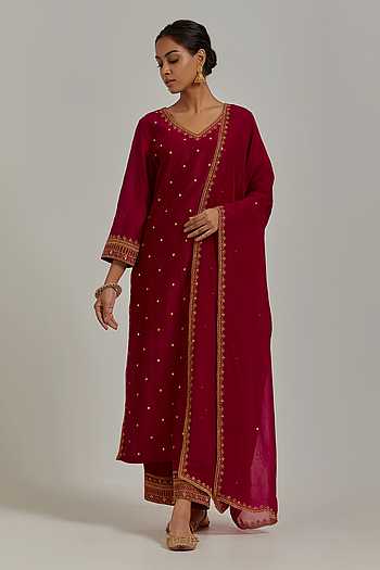 Women Red Viscose Silk Chanderi Zari Kurta Set