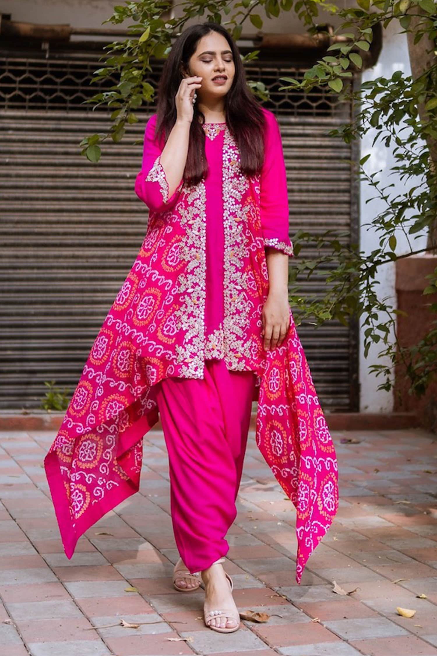 Haniya Short Cotton Chikan Kurta Kurti Combo for Women (Pink & Lemon  Yellow, X-Small) : Amazon.in: Fashion