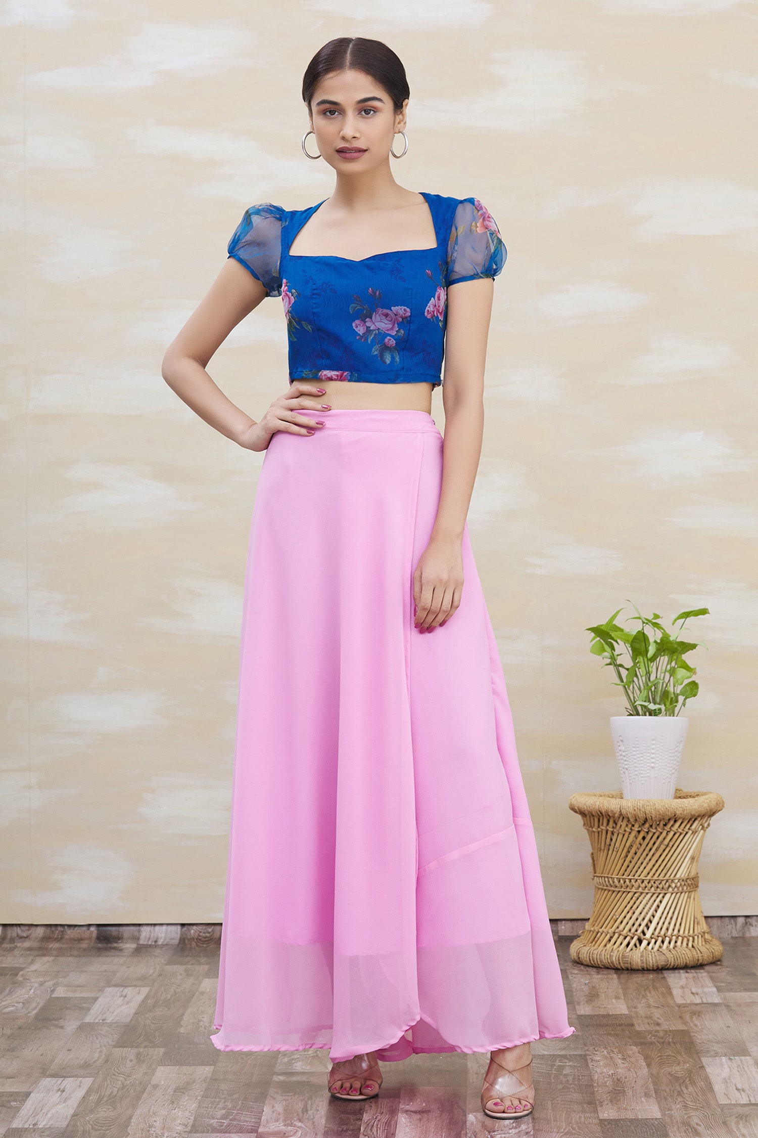Samyukta Singhania Blue Top: Georgette Printed Sweetheart Neck Crop And Skirt Set For Women