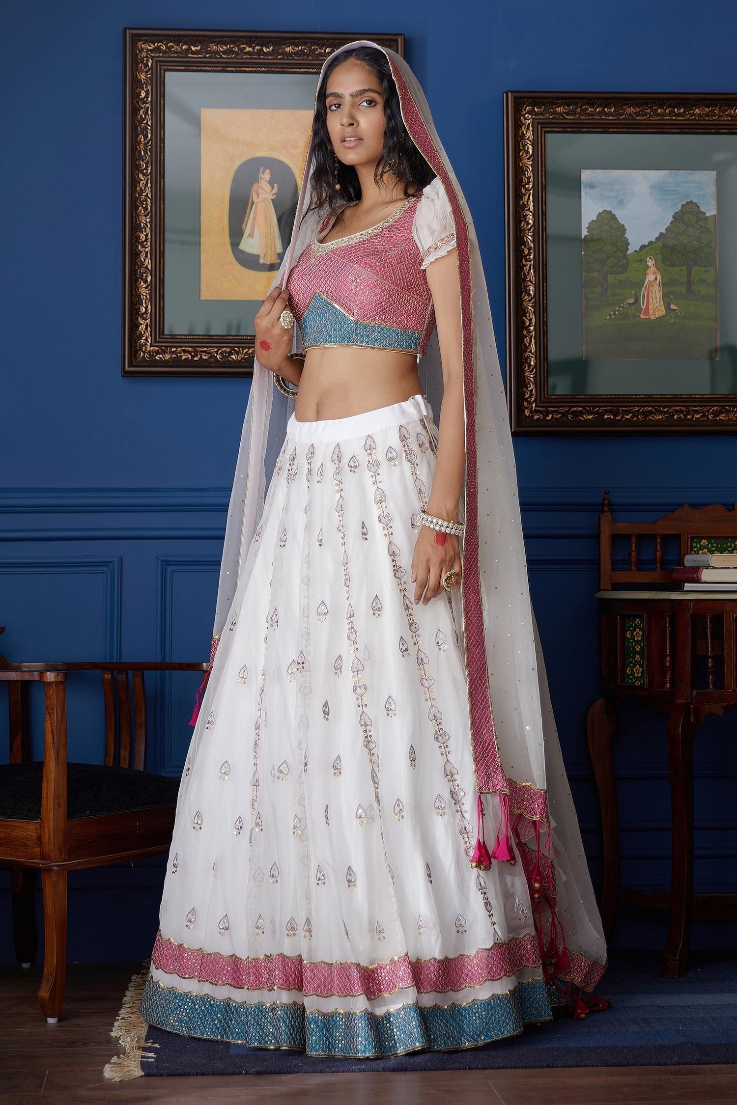 Buy White Organza;lining: Cotton Embellished Scoop Neck Lehenga Set For  Women by Pratibha Sultania Online at Aza Fashions.
