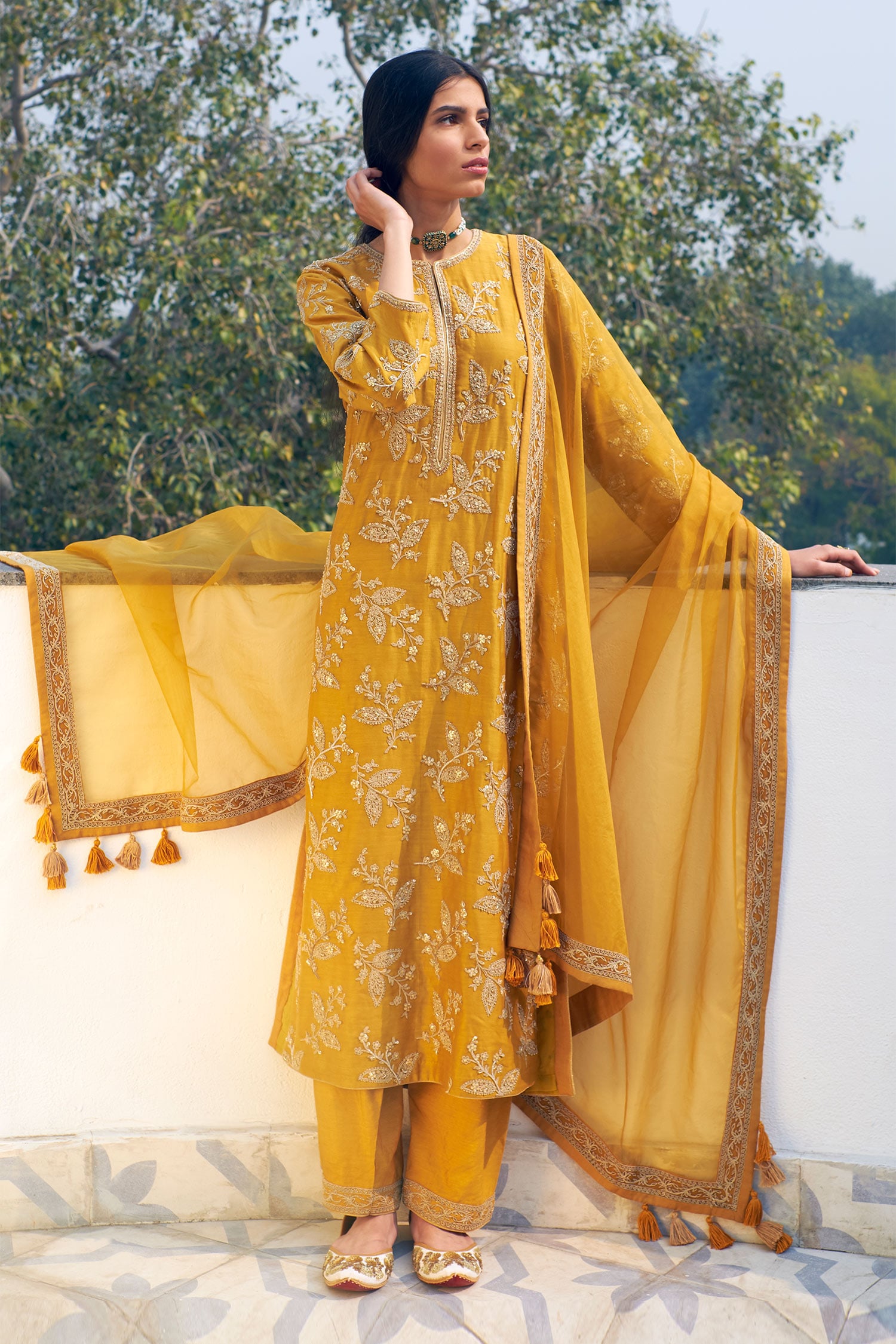 Buy Rar Studio Yellow Handloom Chanderi Organza Kurta Set Online | Aza ...