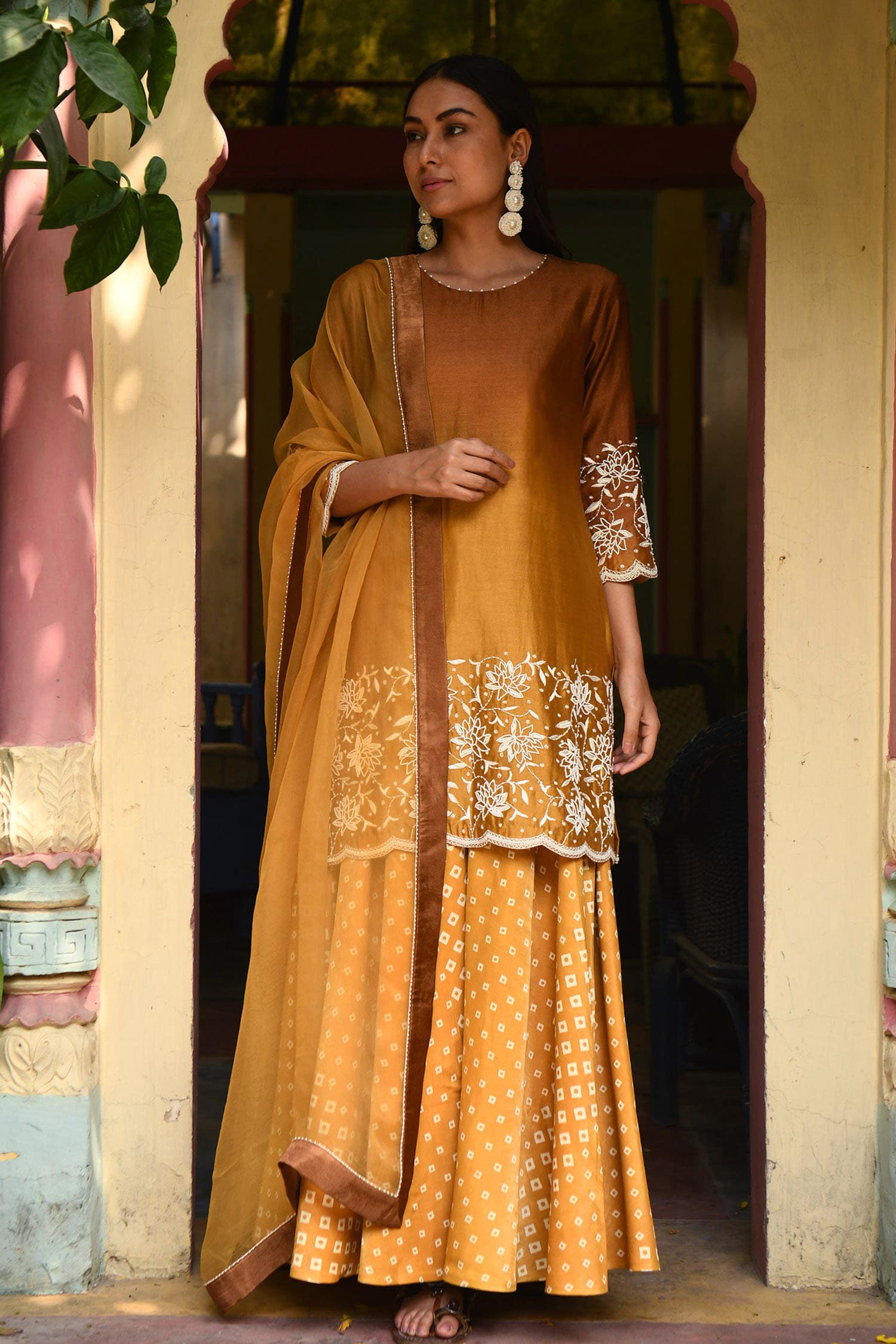 Buy Rekha Agra Yellow Chanderi Embroidered Kurta Set Online | Aza Fashions
