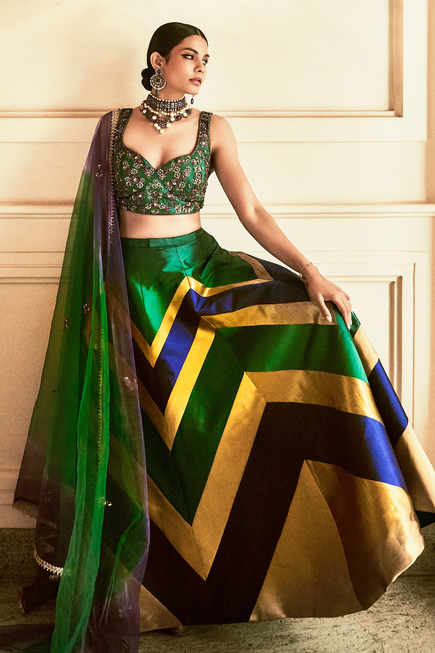 Emerald Green Self Woven Jacquard Lehenga Set | Paulmi & Harsh – KYNAH
