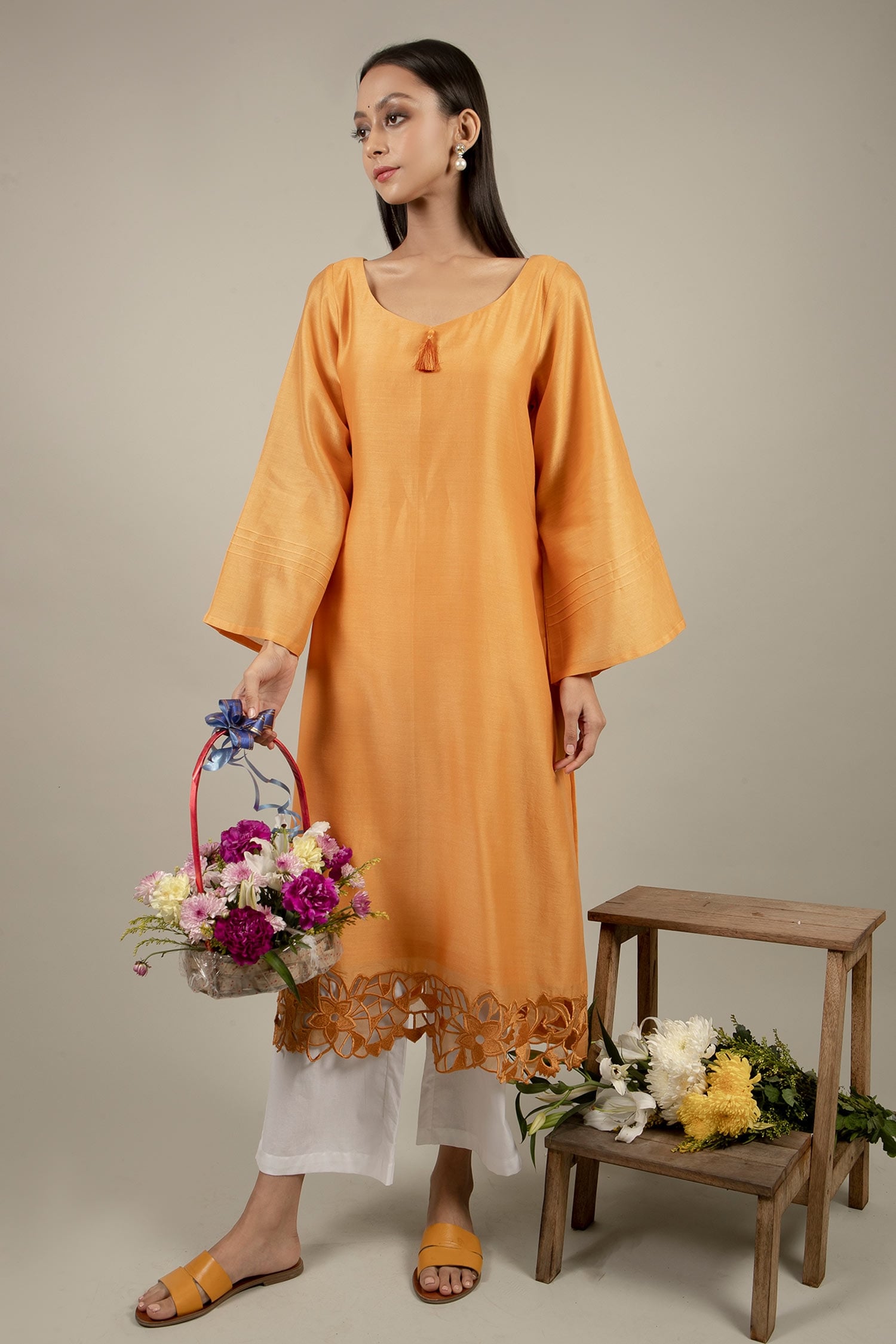 Ikshita Choudhary Yellow Kurta: Chanderi Silkpant: Cotton Embroidered Floral And Pant Set For Women
