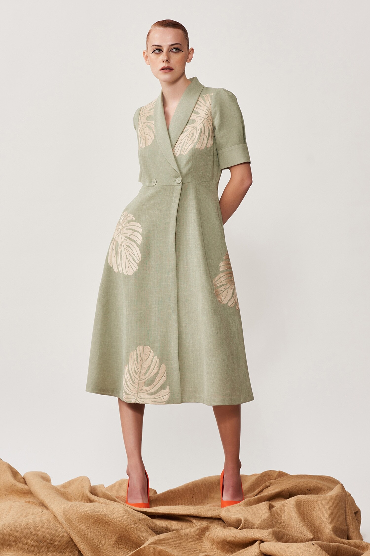 Buy Green Hopsack Embroidered Leaf Motif Shawl Collar Dress For Women