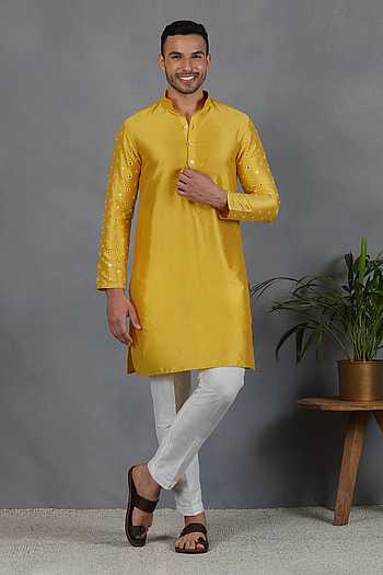 Men’s Silk Blend Embroidered Kurta