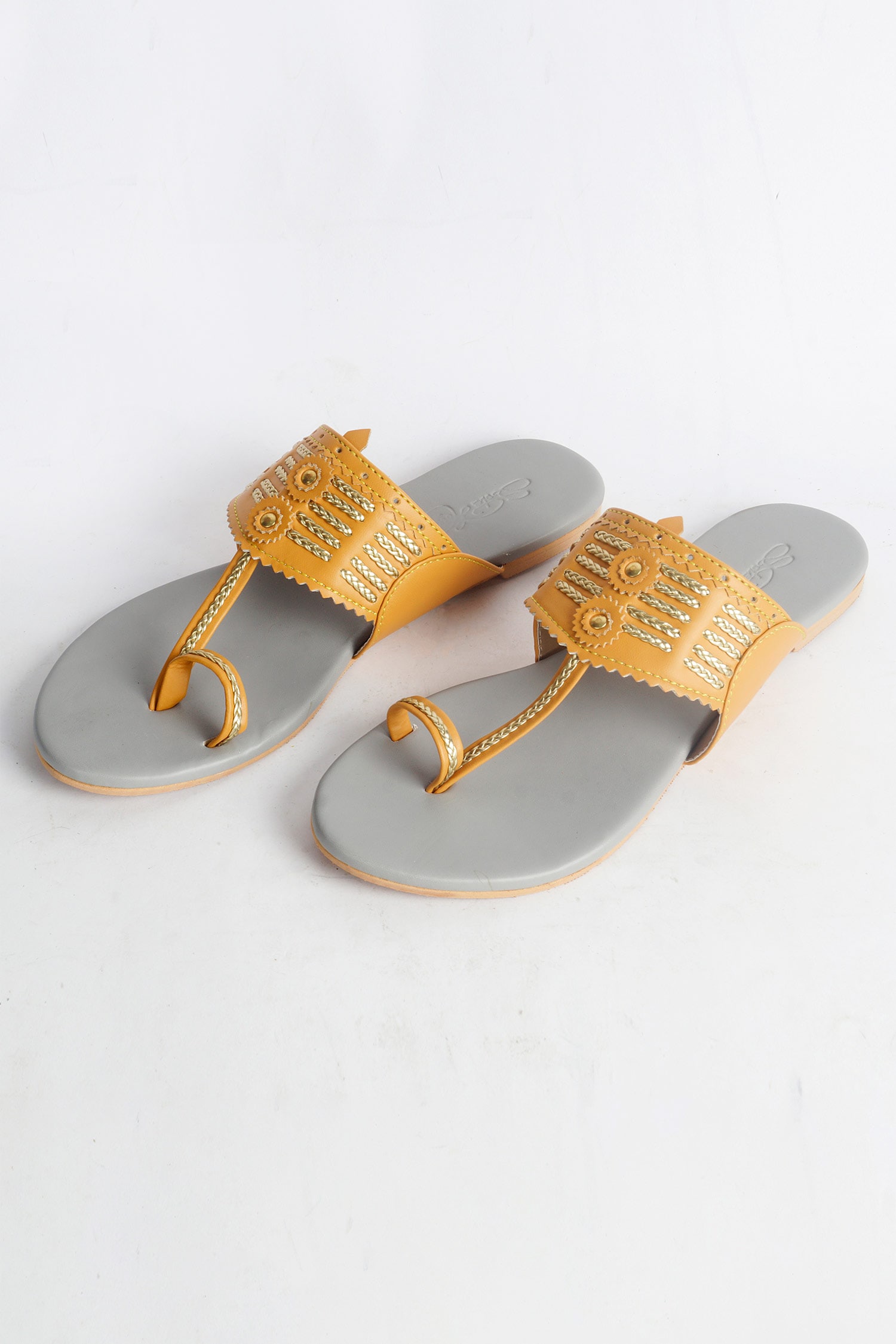 kolhapuri sandals