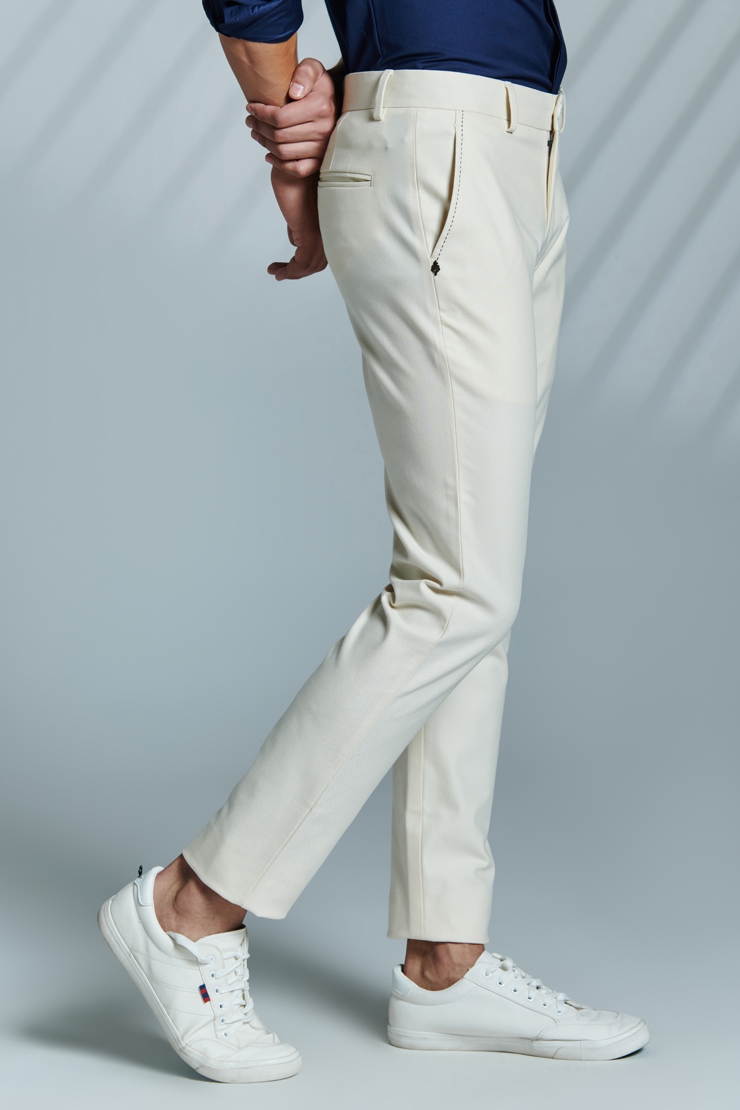 Relaxed Fit Linenblend trousers  White  Men  HM IN